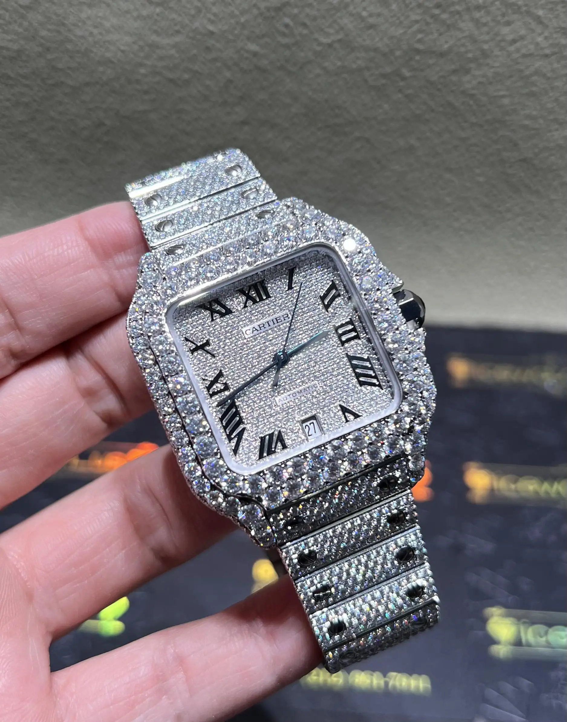 Santos de Cartier Icedout Watch with Pavé Dial D1147519236 — view 2