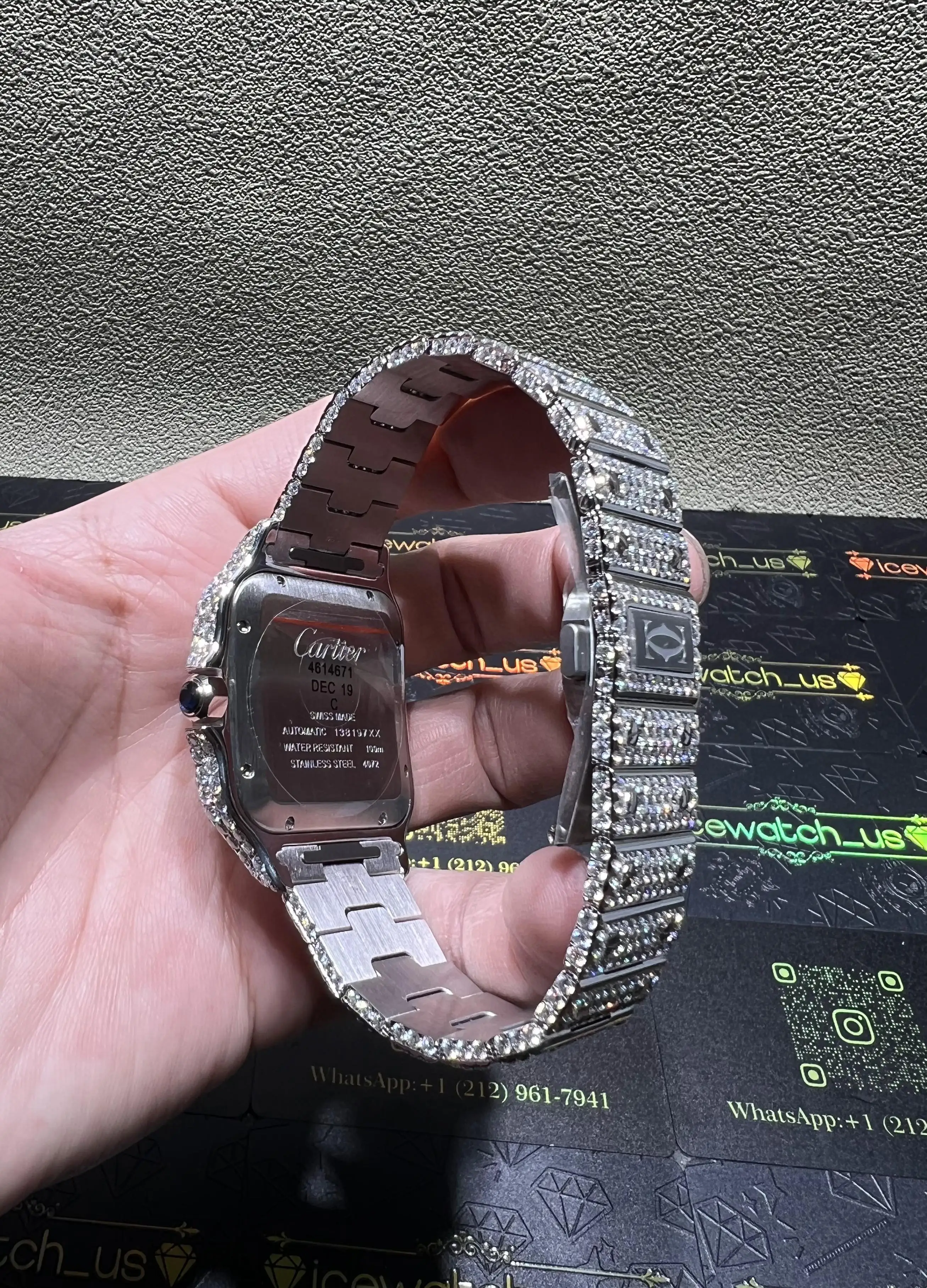 Santos 40mm Icedout Watch with Pavé Dial D1147519235 — view 5