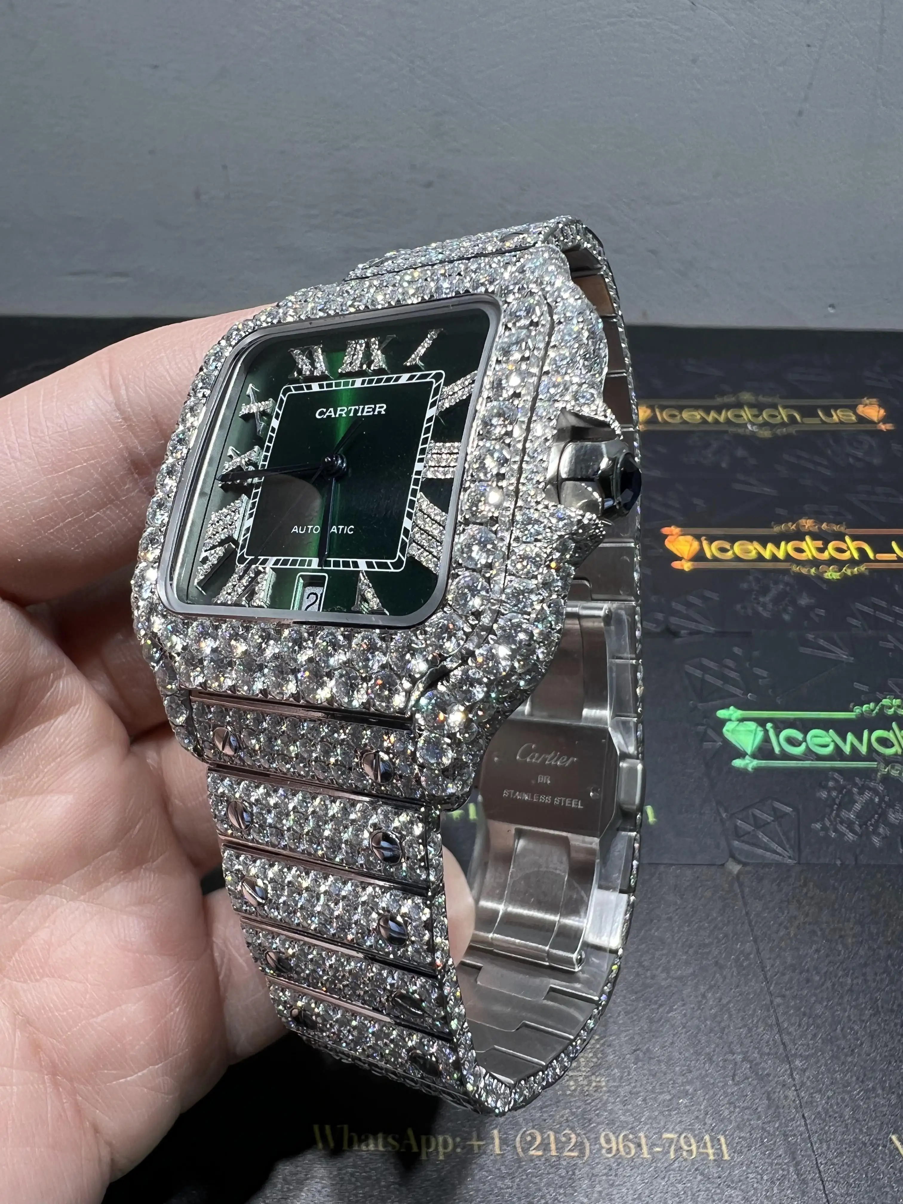 Cartier Santos Icedout Watch with Green Dial D1147519241 — view 4