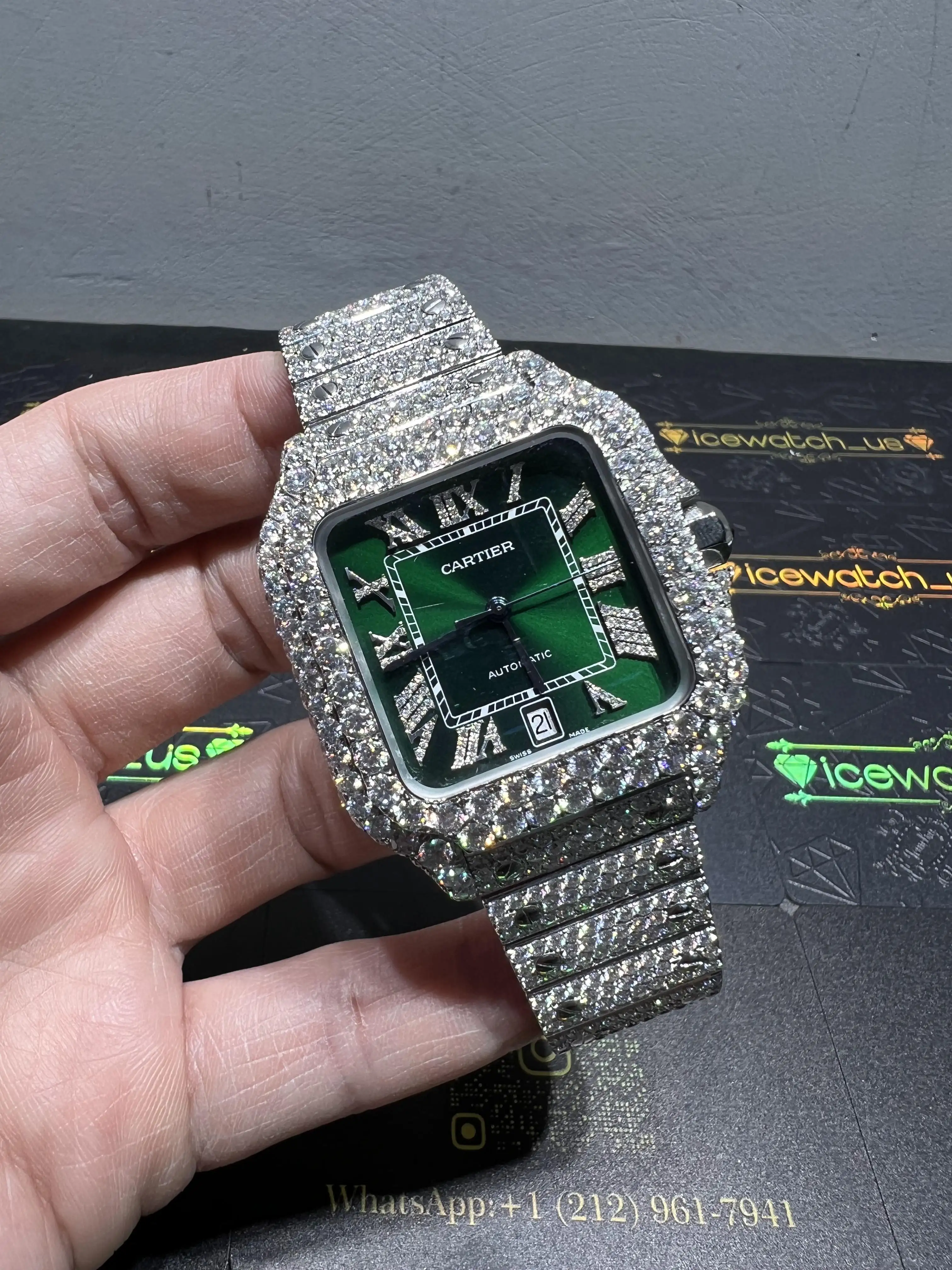 Cartier Santos Icedout Watch with Green Dial D1147519241 — view 2