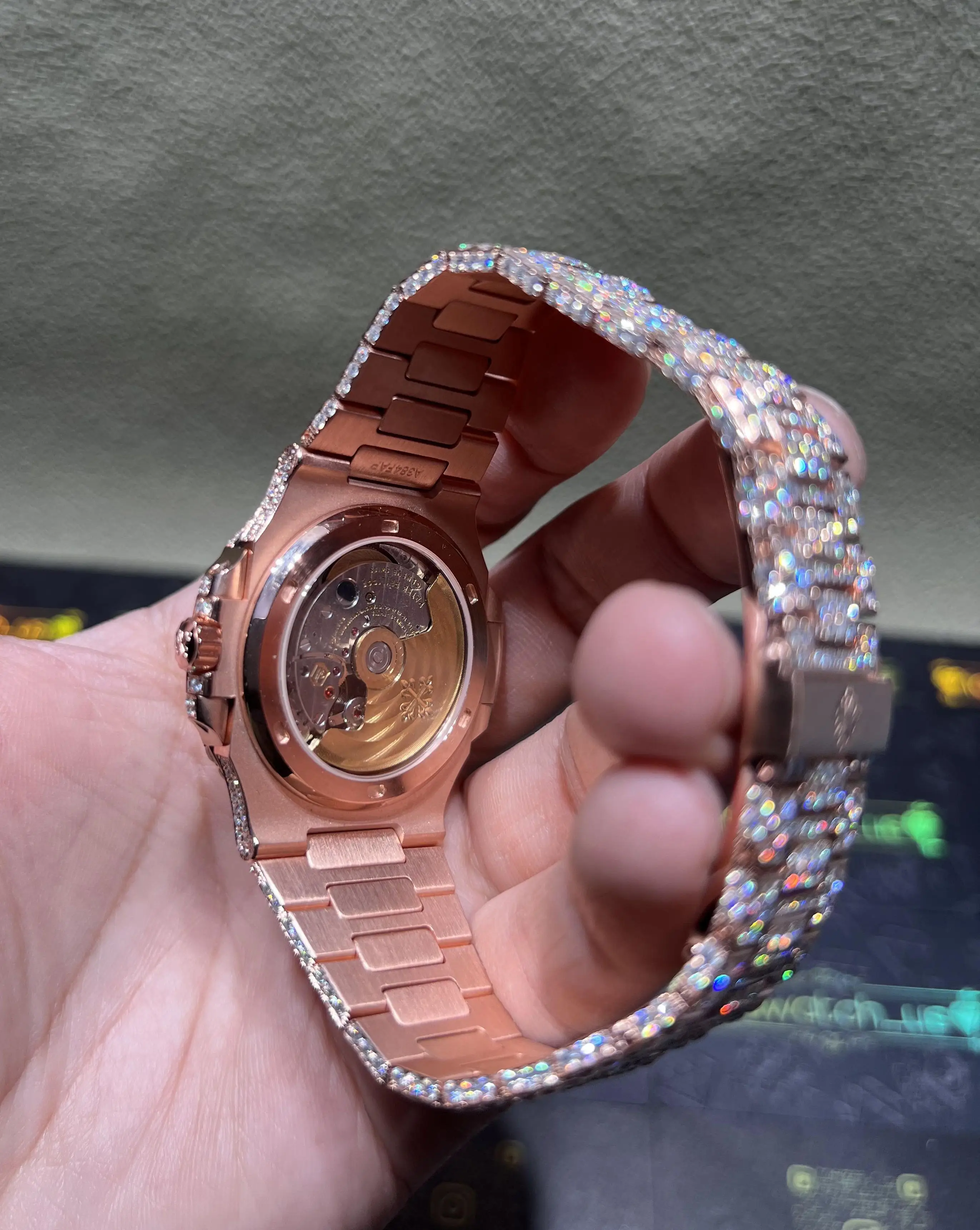 Nautilus 5711 Icedout Rose Gold Watch D1147519239 — view 6