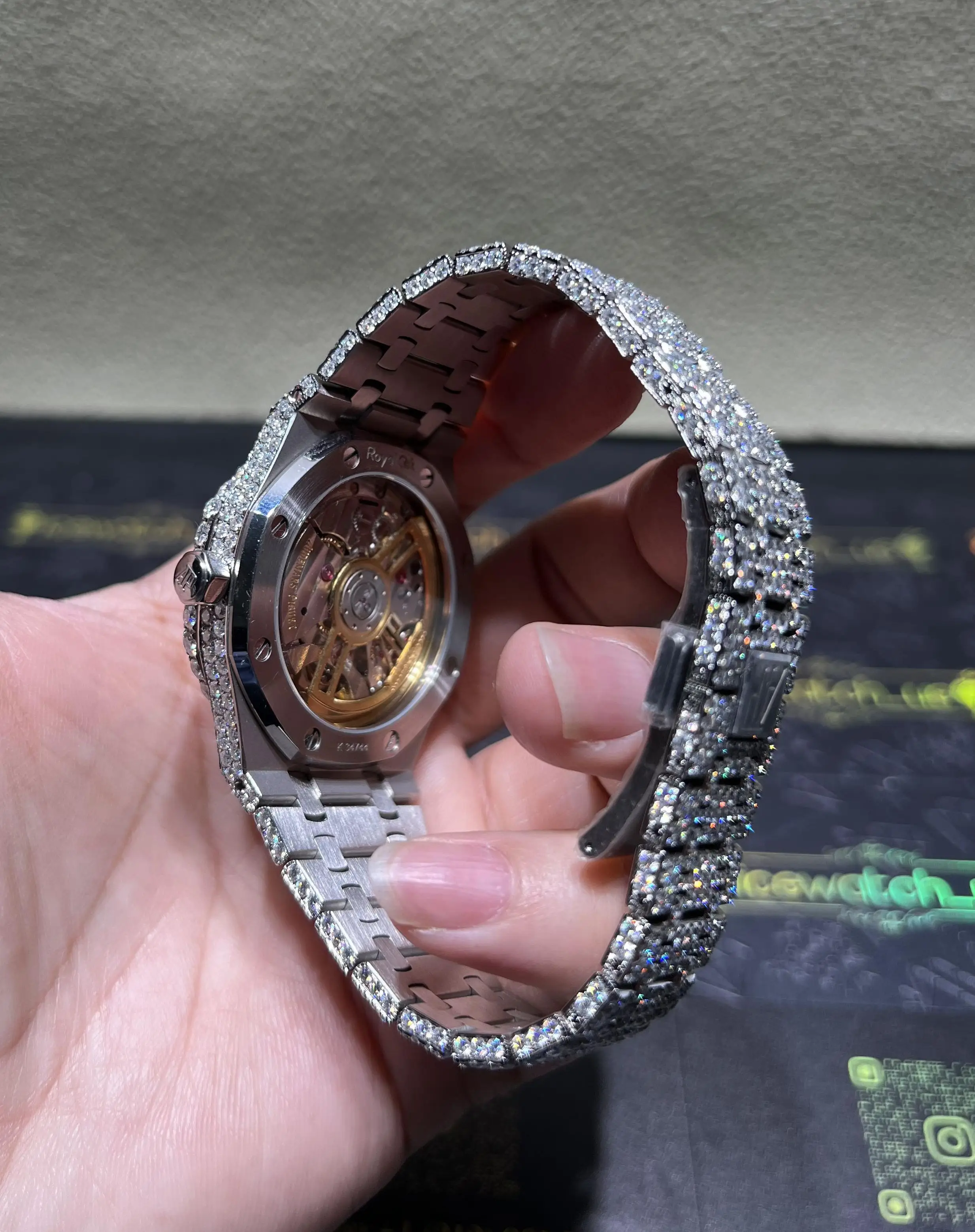 Royal Oak 15500 Full Pavé Icedout Watch D1147519245 — view 6