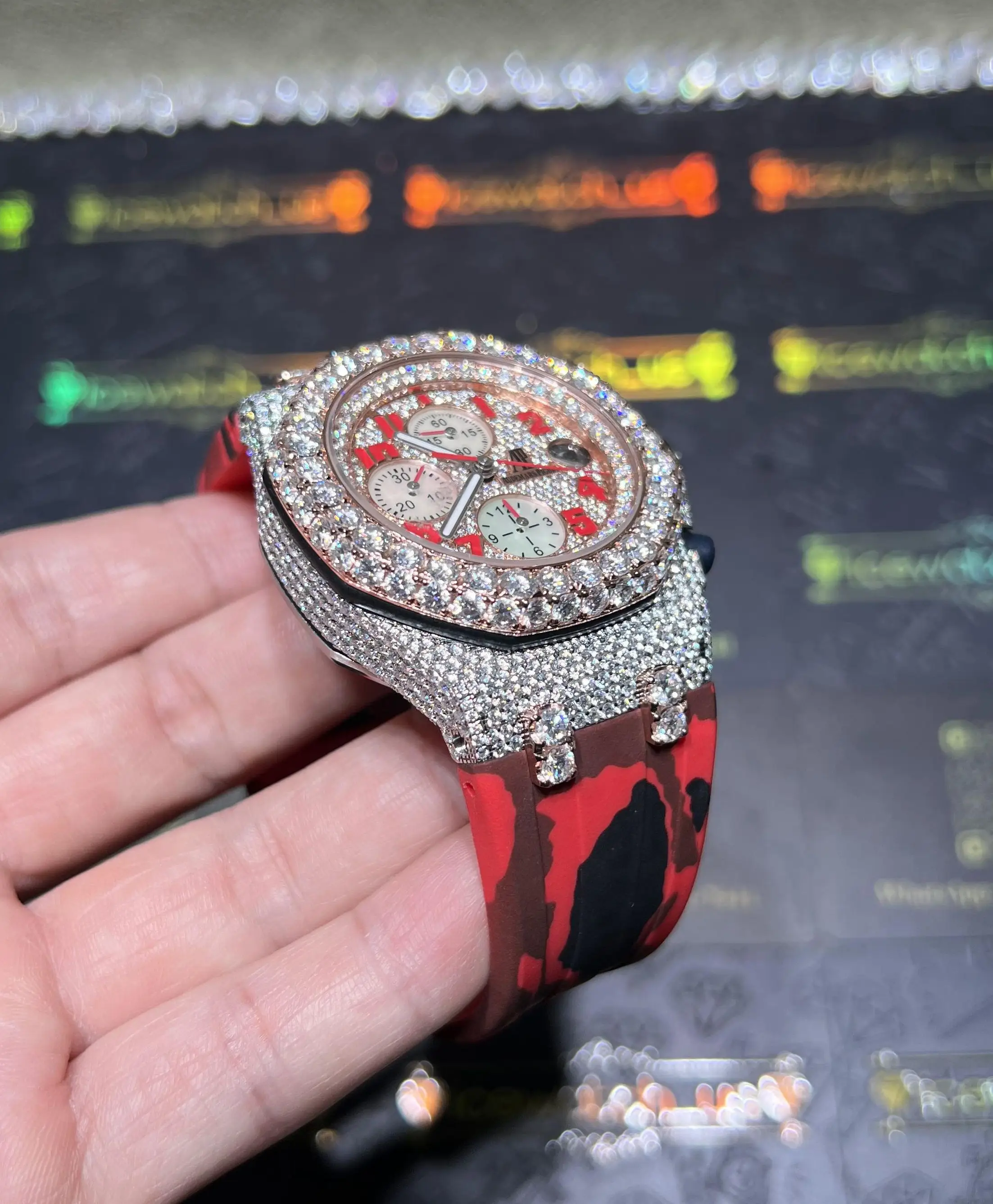 Royal Oak Offshore Pavé Dial Icedout Watch D877519243 — view 3