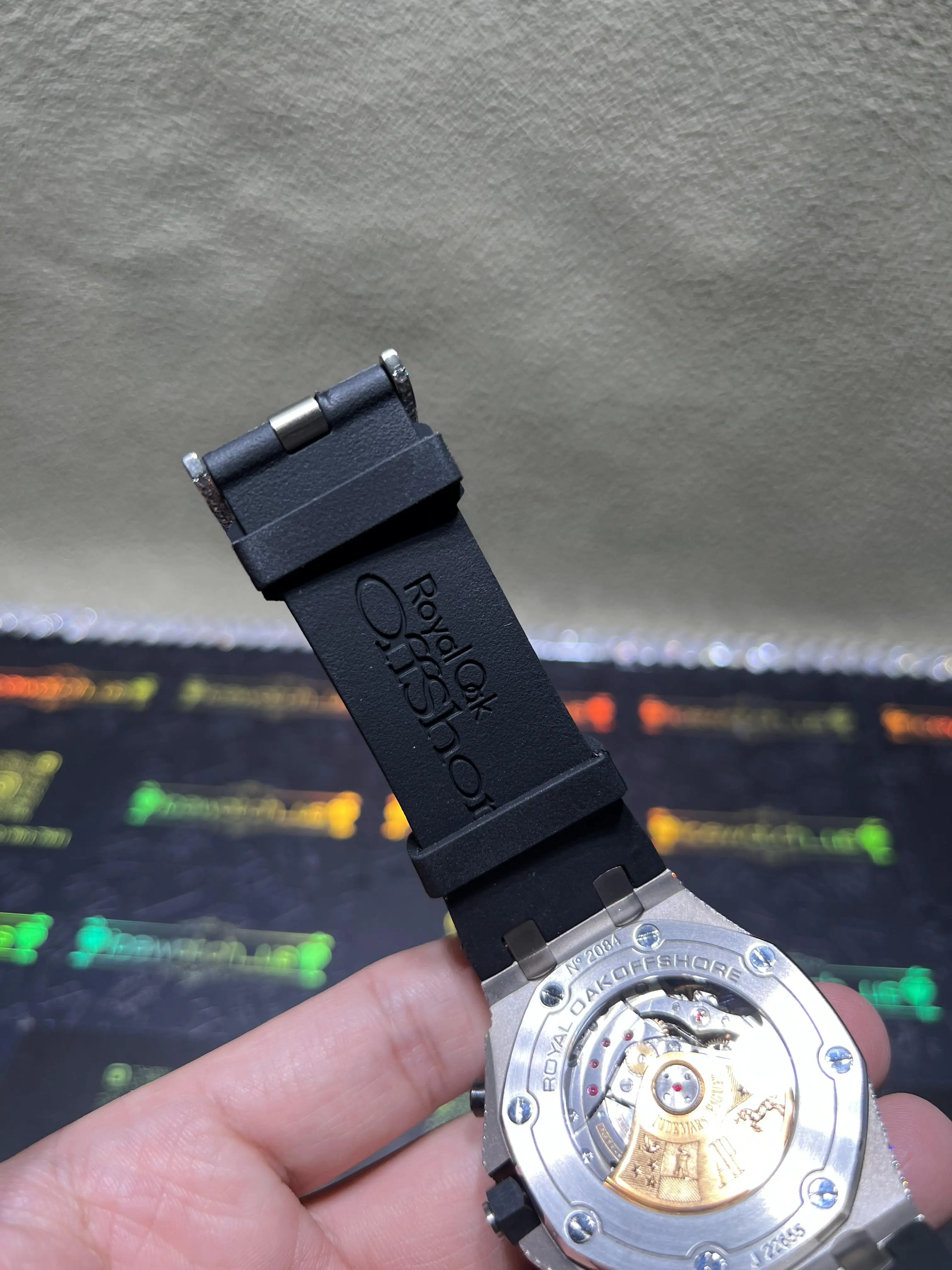 Royal Oak Offshore Icedout Chronograph Watch D877519244 — view 15