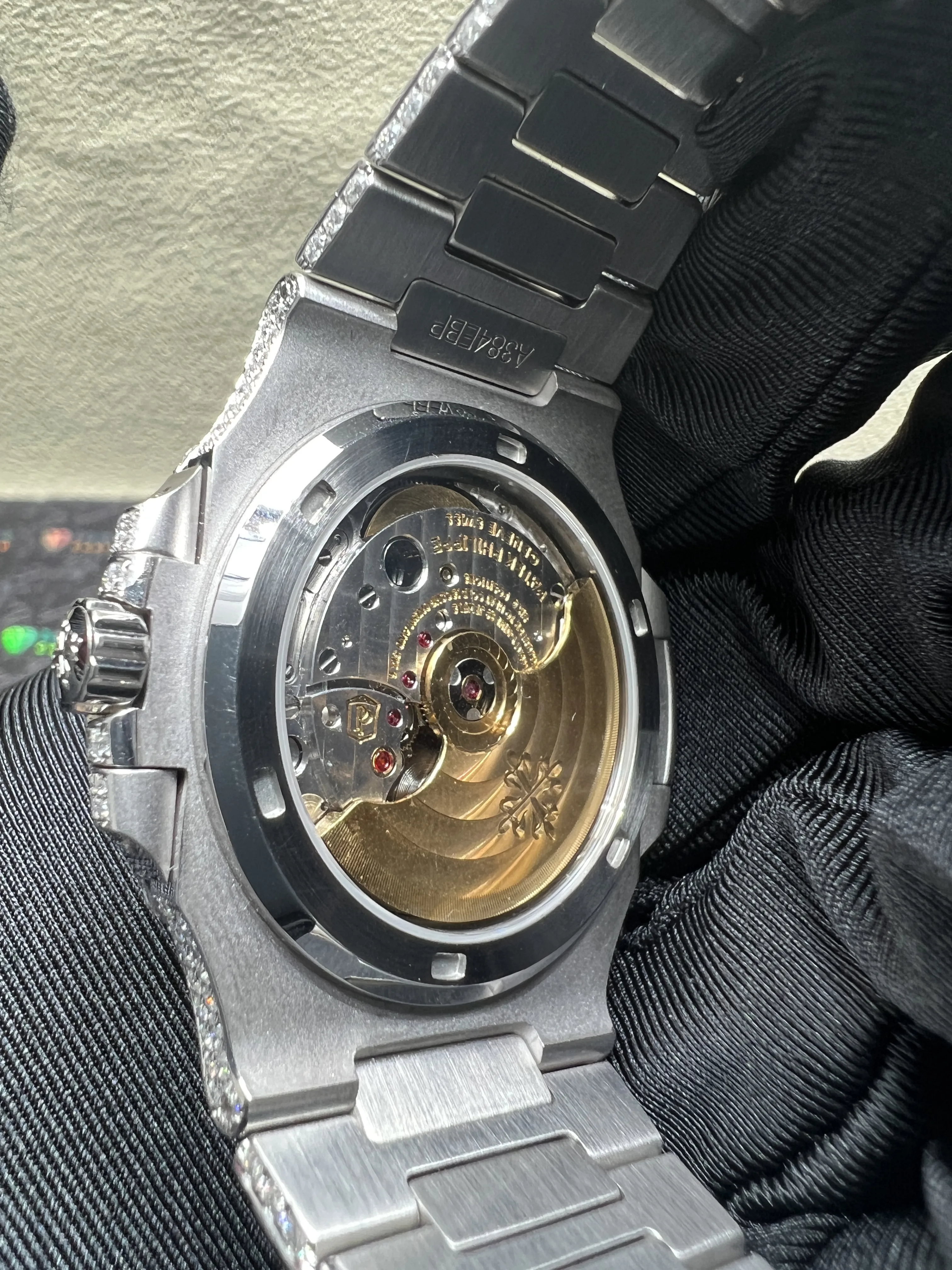 Nautilus 5711 Full Pavé Icedout Watch D1147519249 — view 7