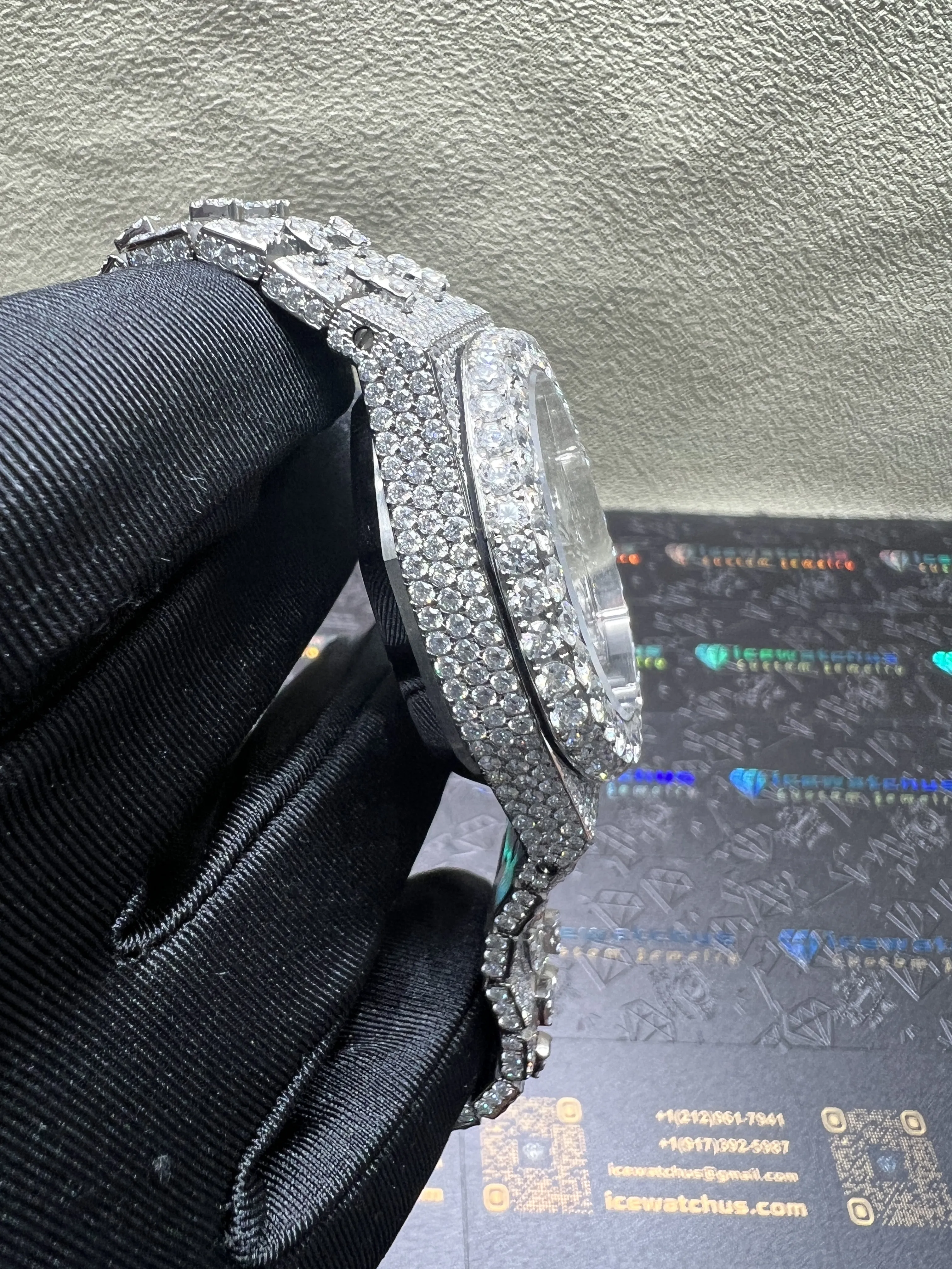 Royal Oak Chronograph 41mm Icedout Watch D1147519256 — view 4