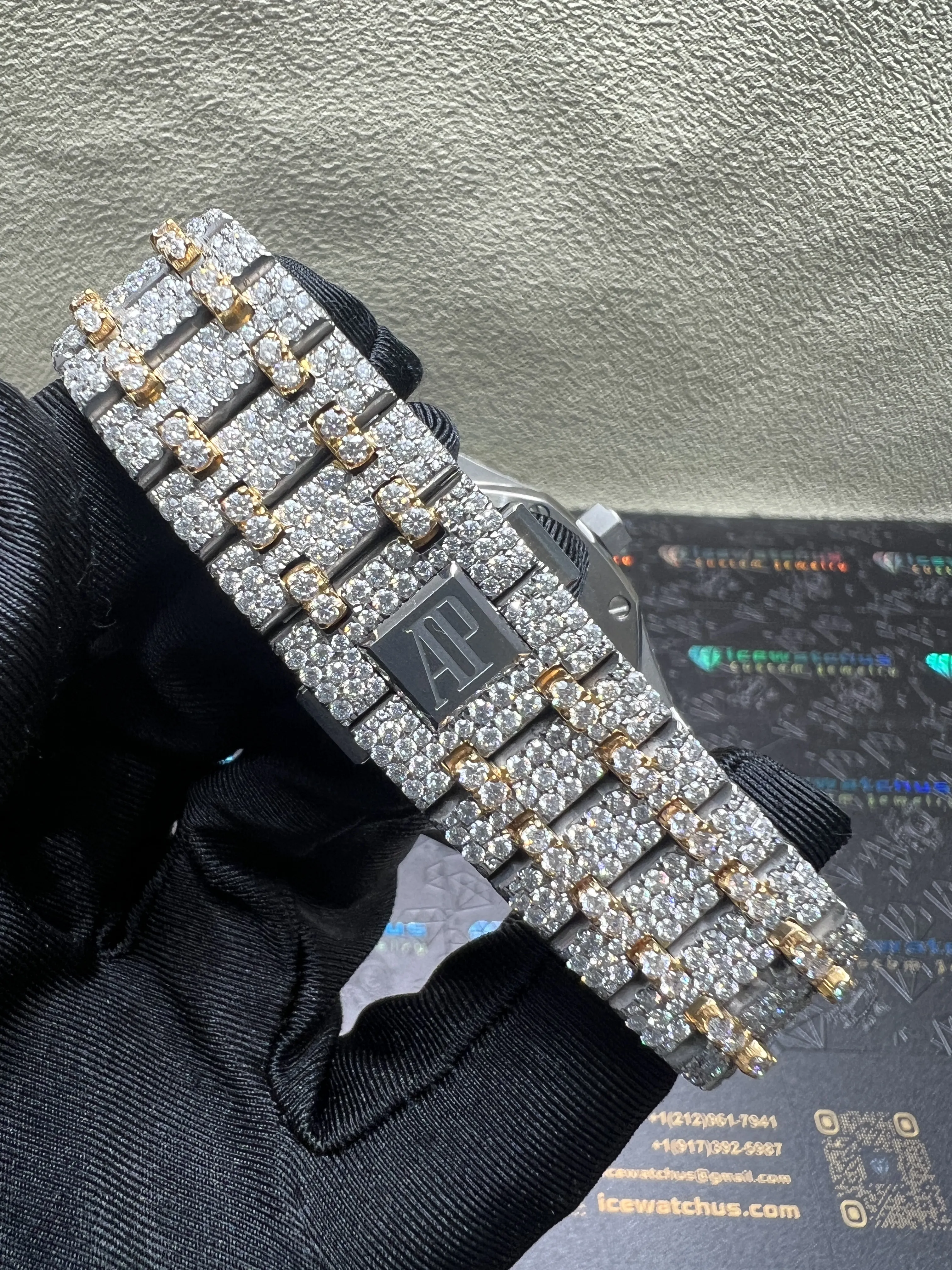 Royal Oak 15400 Icedout Watch with Arabic Dial D1147519258 — view 8