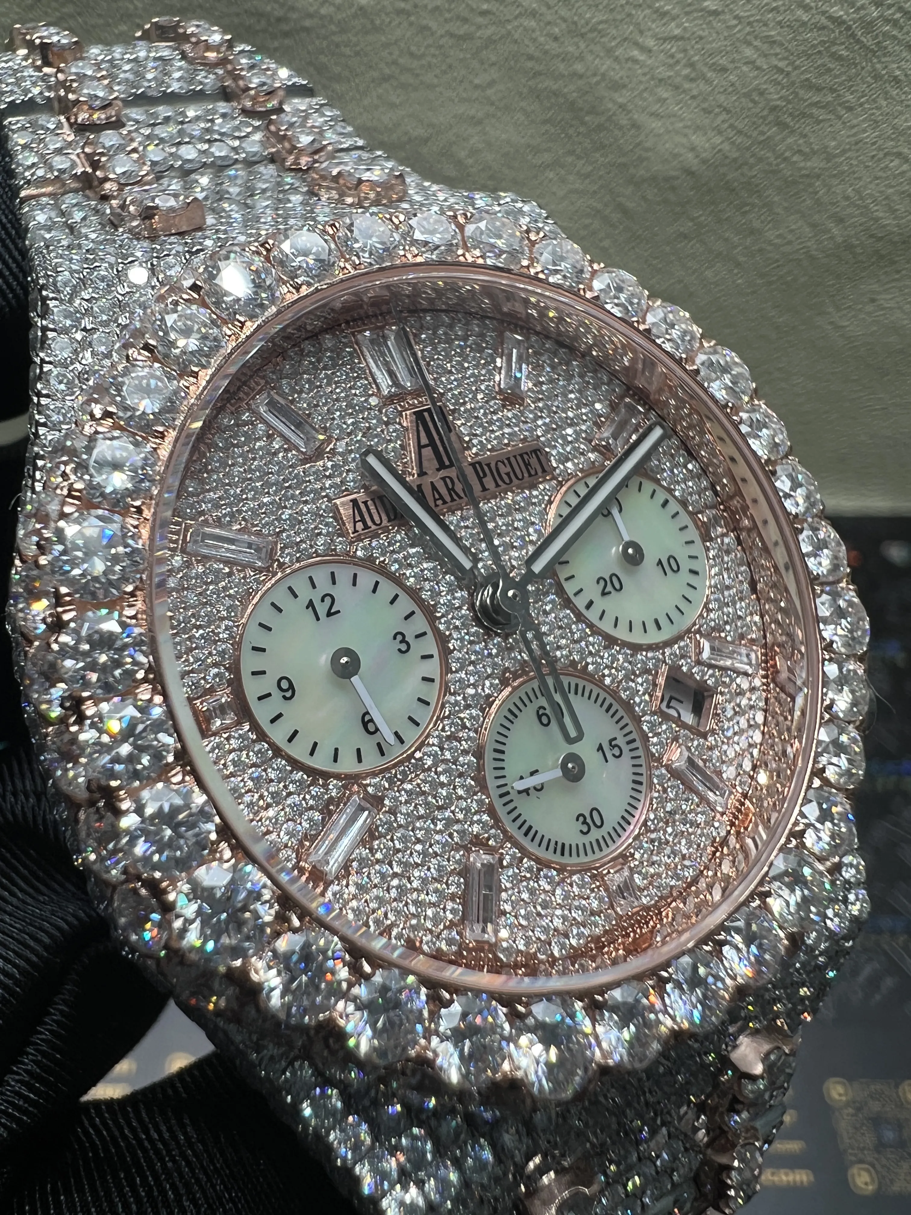Royal Oak Chronograph Icedout Watch (41mm) D1147519257 — view 10