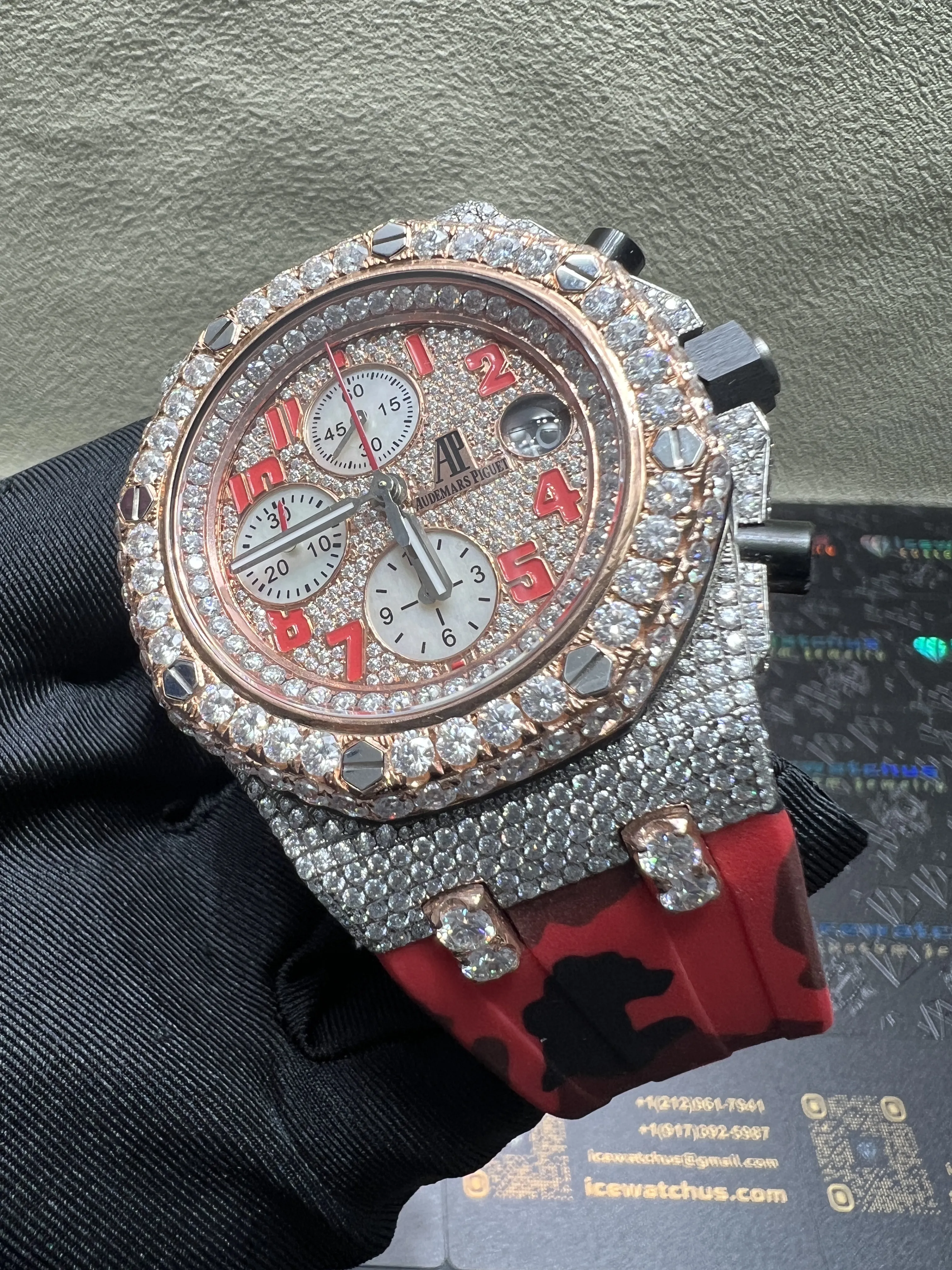 Royal Oak Offshore Icedout Chronograph with Camouflage Strap D877519262 — view 3