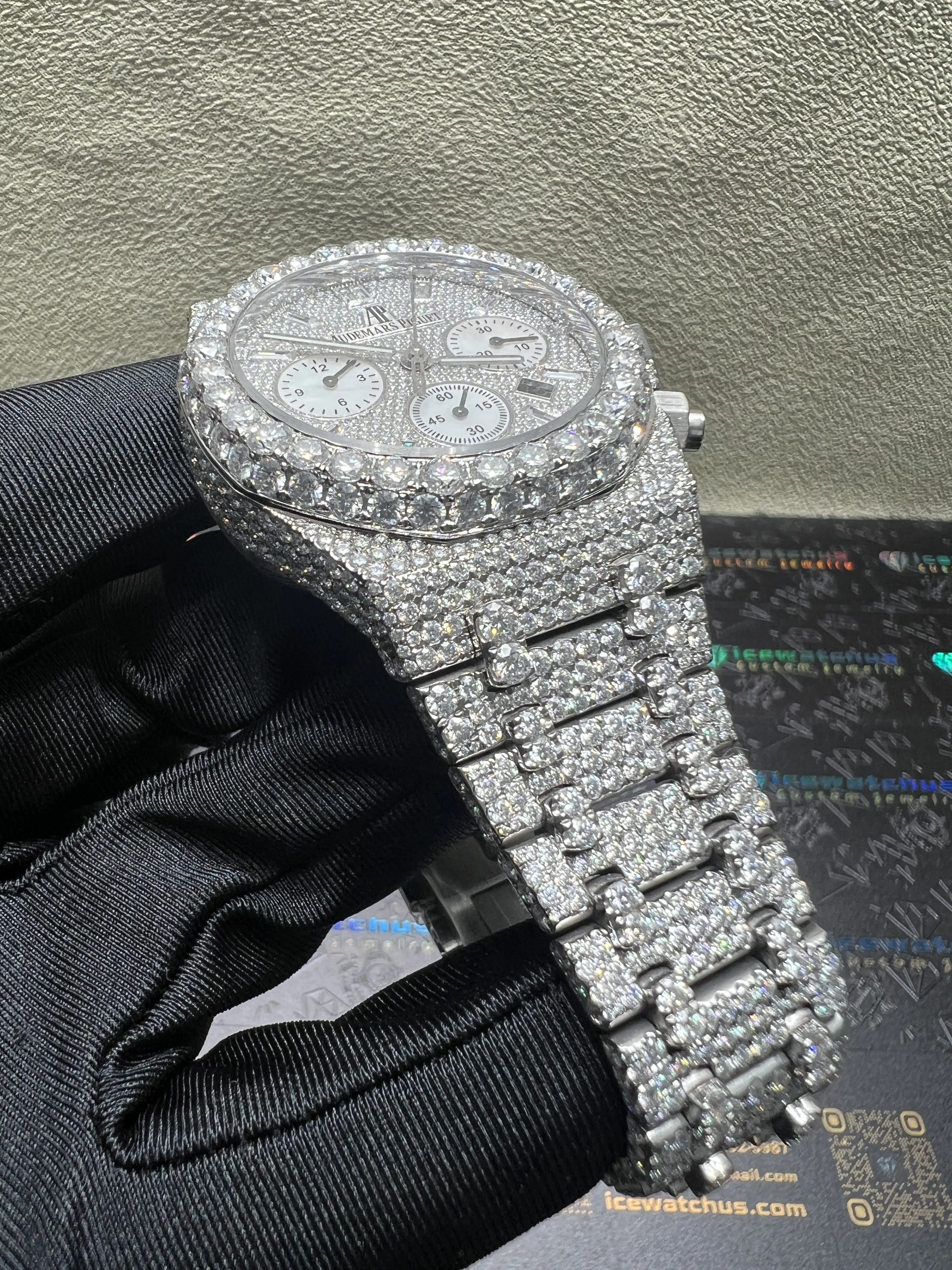 Royal Oak Chronograph 41mm Icedout Watch D1147519256 — view 3