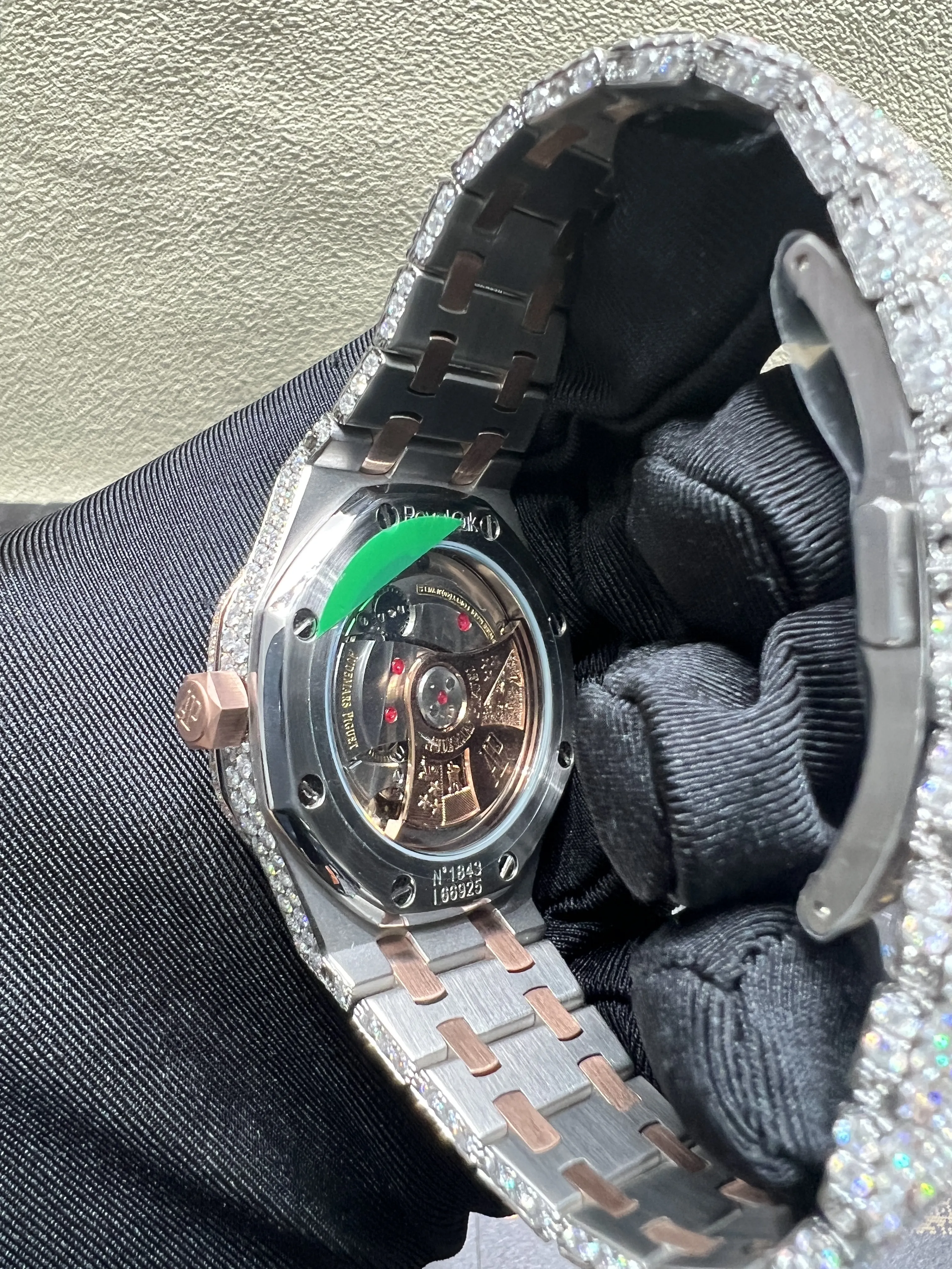 Royal Oak 15500 Icedout Pavé Watch D1215019255 — view 6