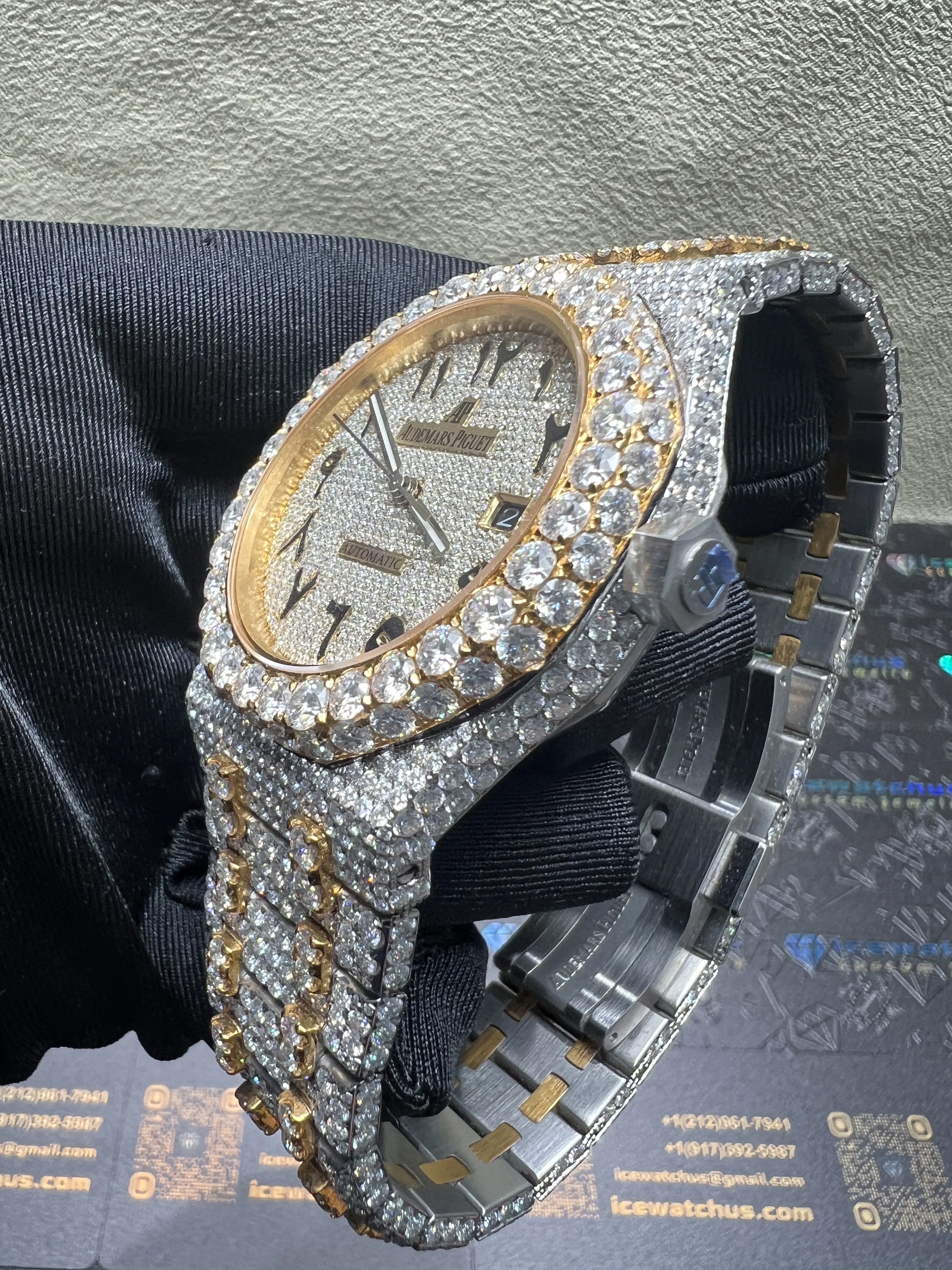 Royal Oak 15400 Icedout Watch with Arabic Dial D1147519258 — view 5