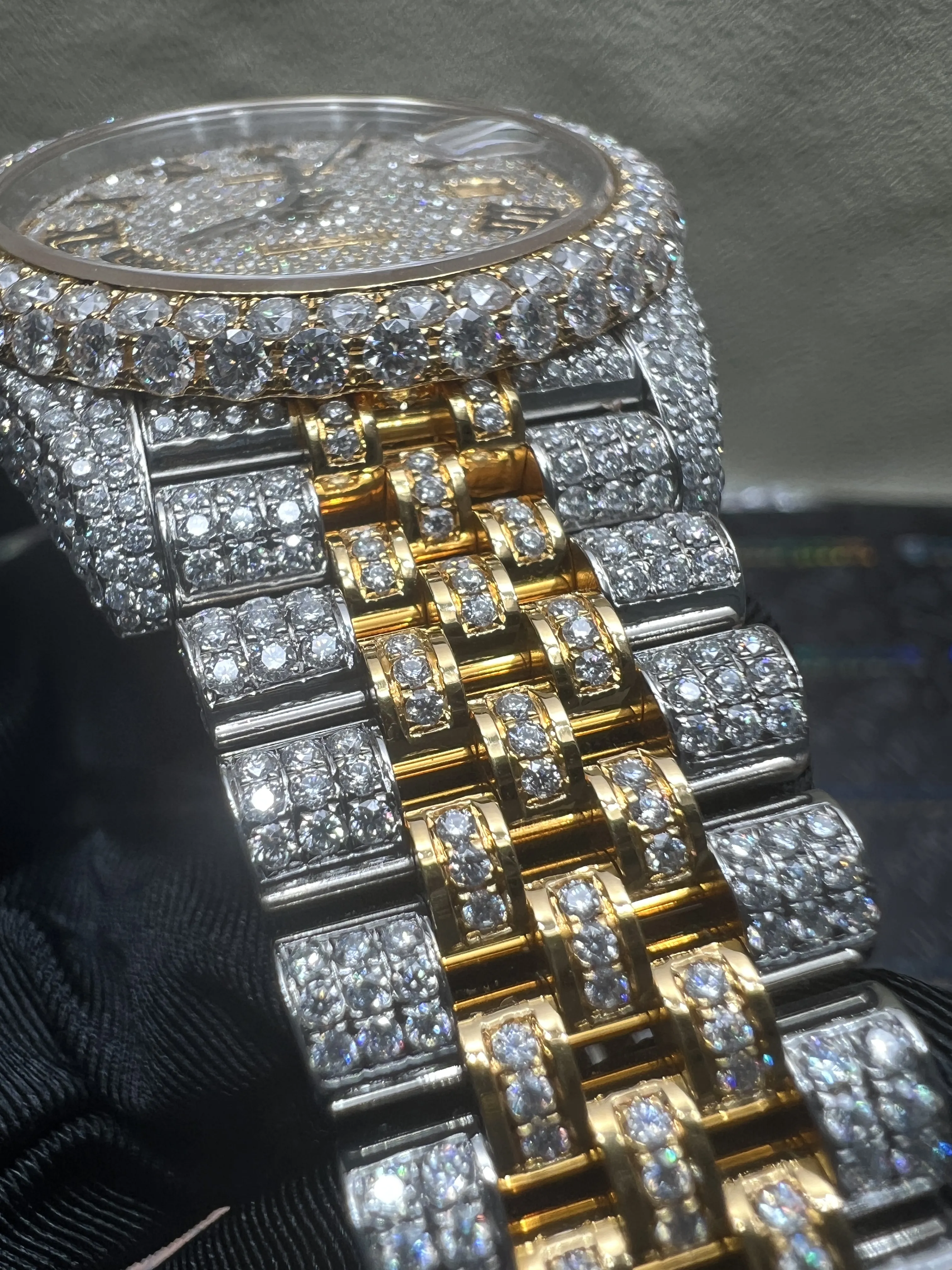 Datejust 41mm Icedout Watch with Roman Dial D1147519269 — view 10
