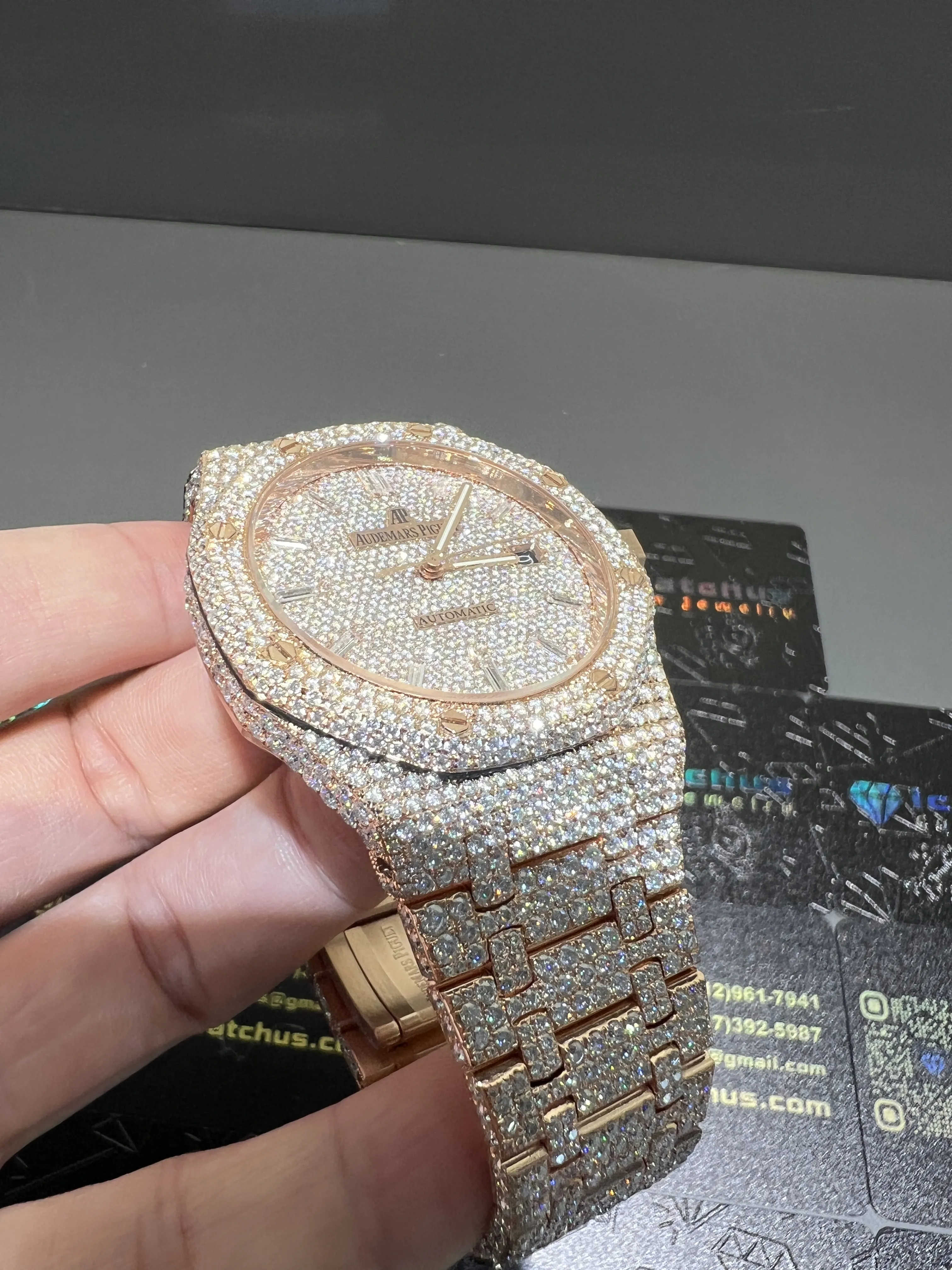 Royal Oak 15400 Icedout Rose Gold Watch D1215019271 — view 3