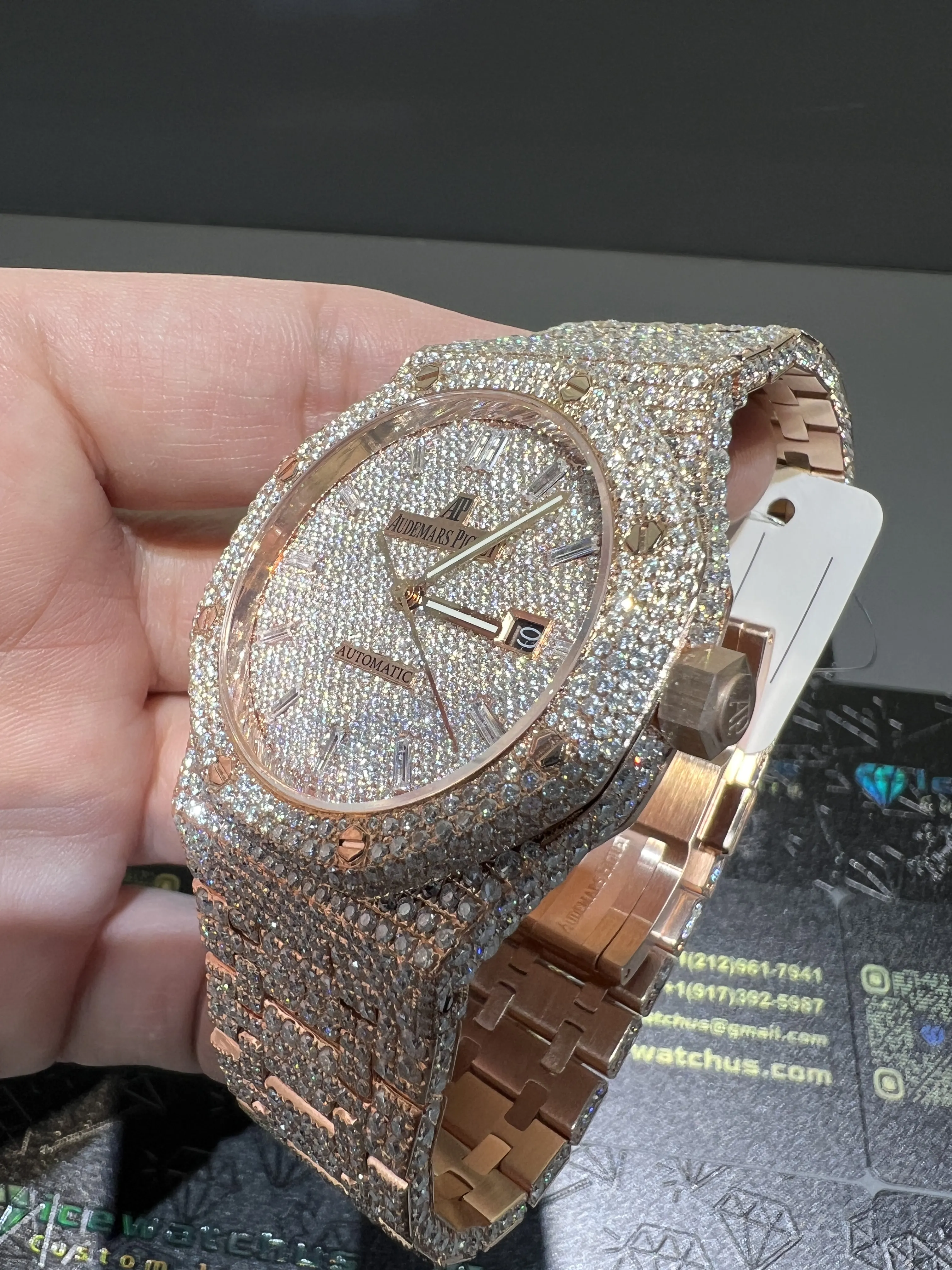 Royal Oak 15400 Icedout Rose Gold Watch D1215019271 — view 5
