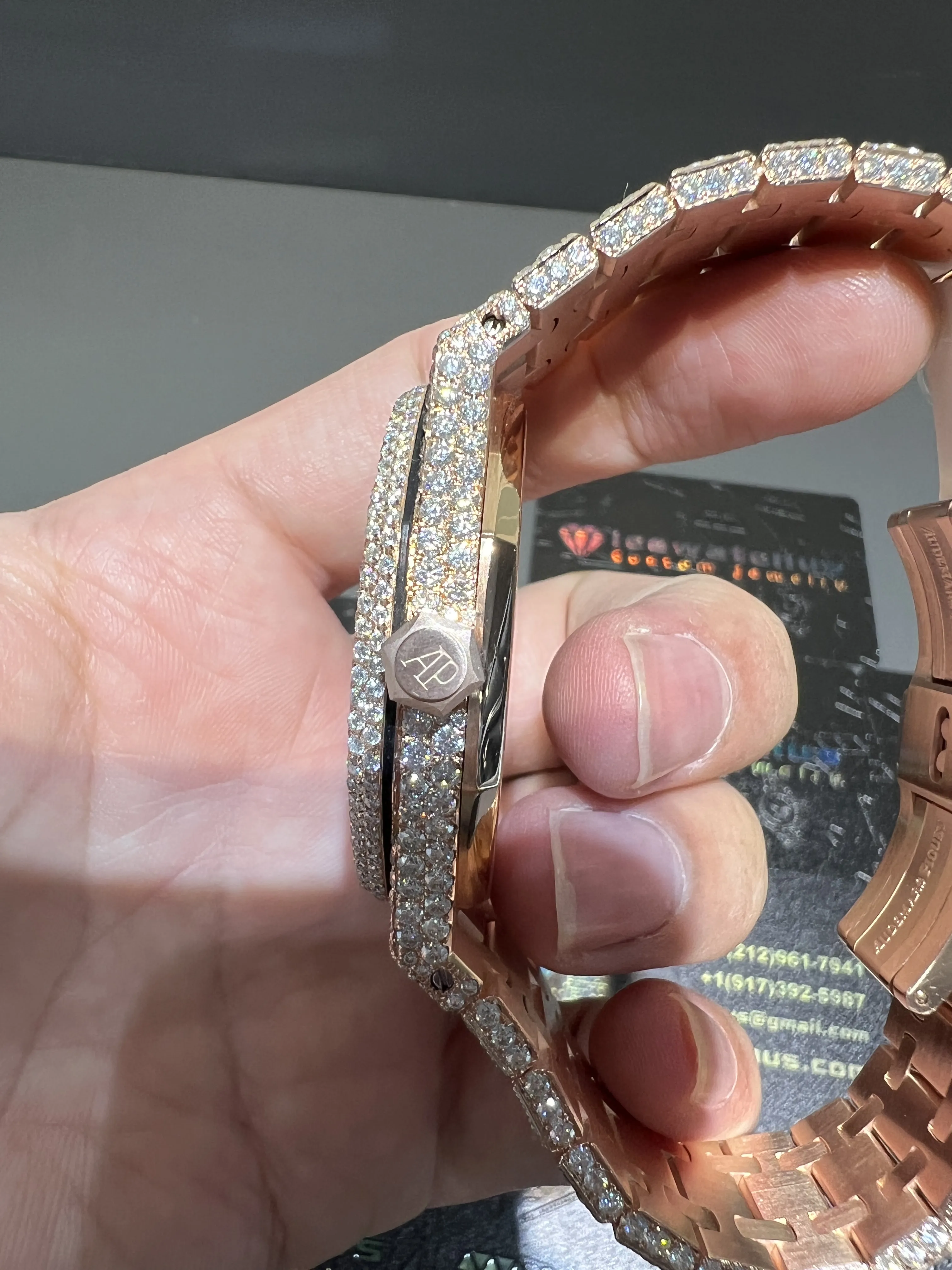Royal Oak 15400 Icedout Rose Gold Watch D1215019271 — view 6