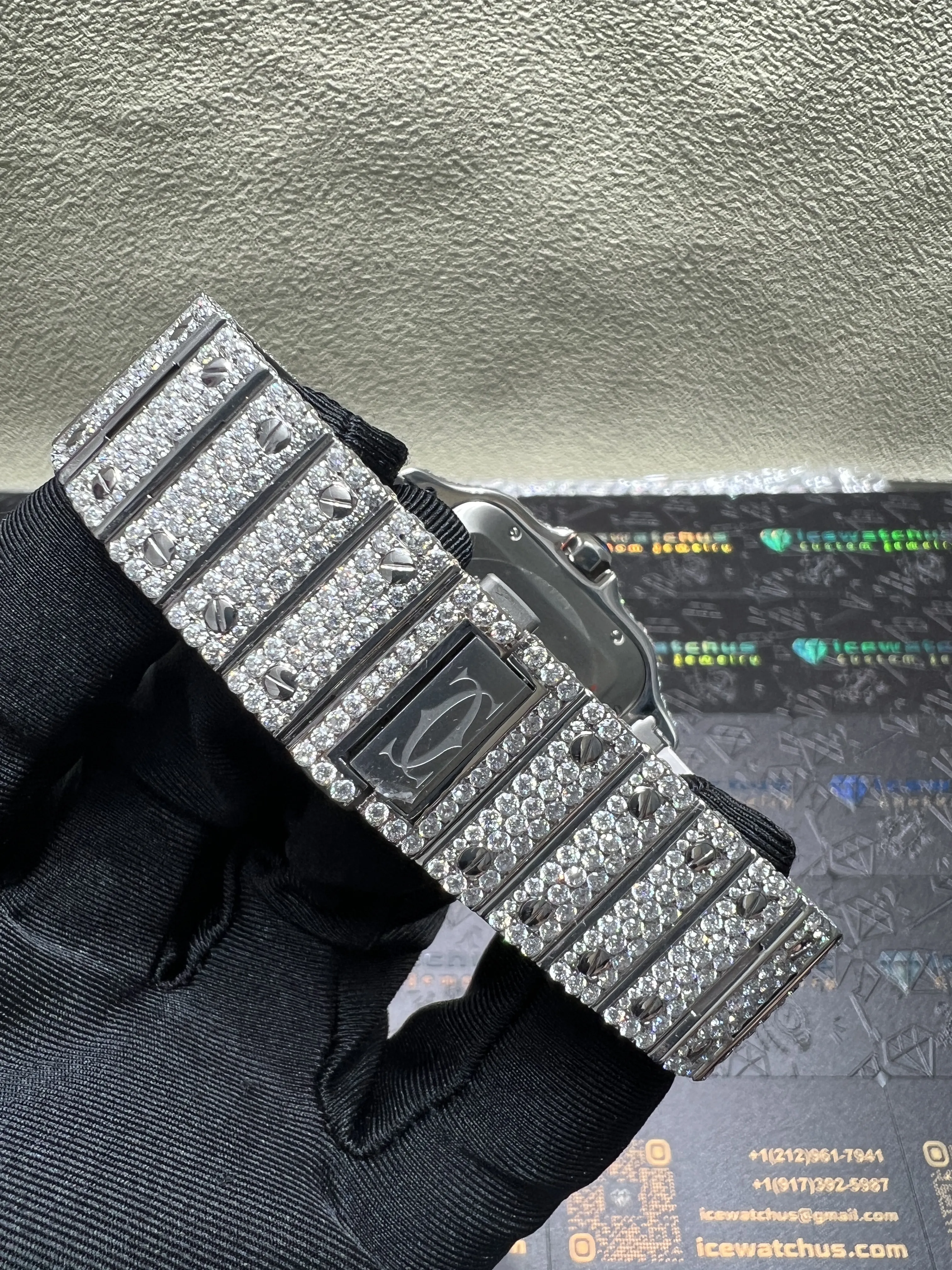Santos 40mm Icedout Baguette Dial Watch D1215019276 — view 9