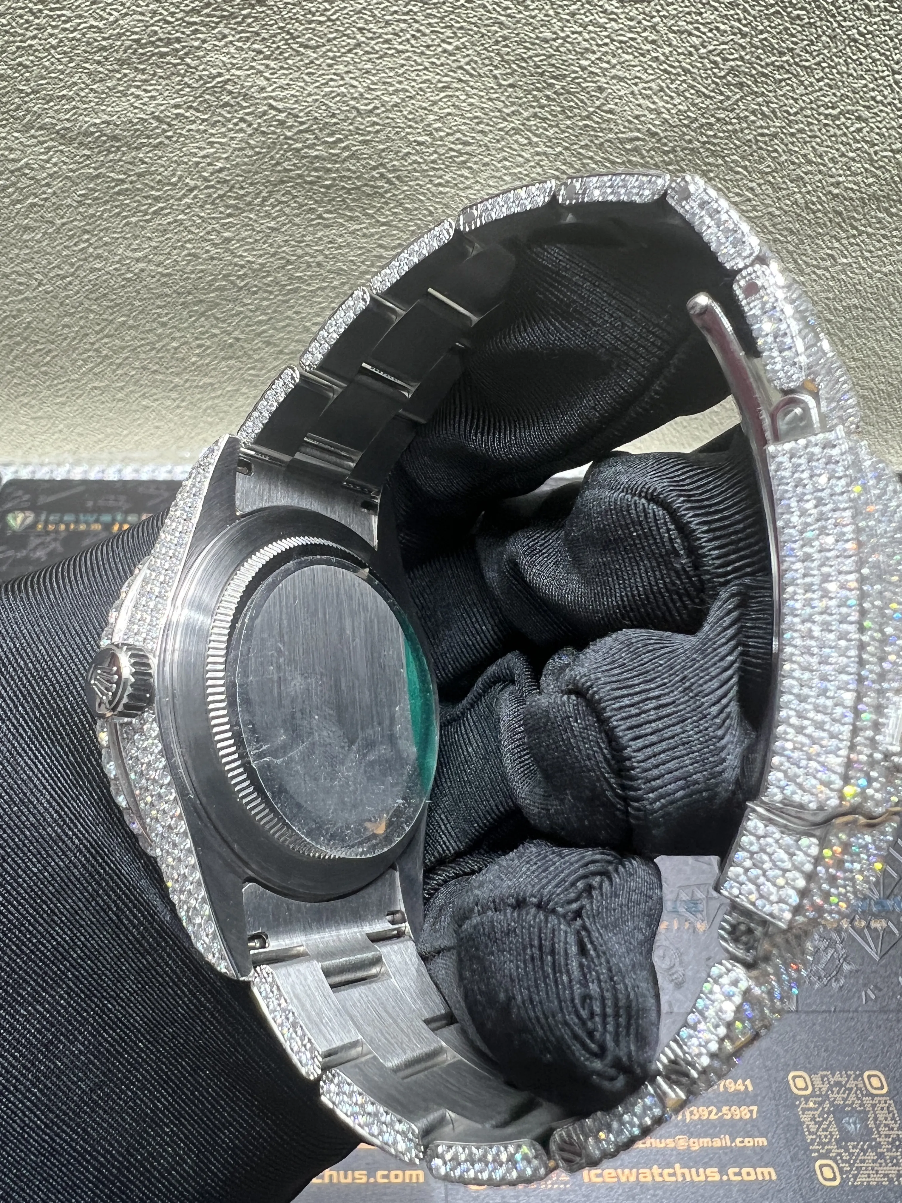 Sky-Dweller 42mm Icedout Watch with Pavé Dial D1215019272 — view 6