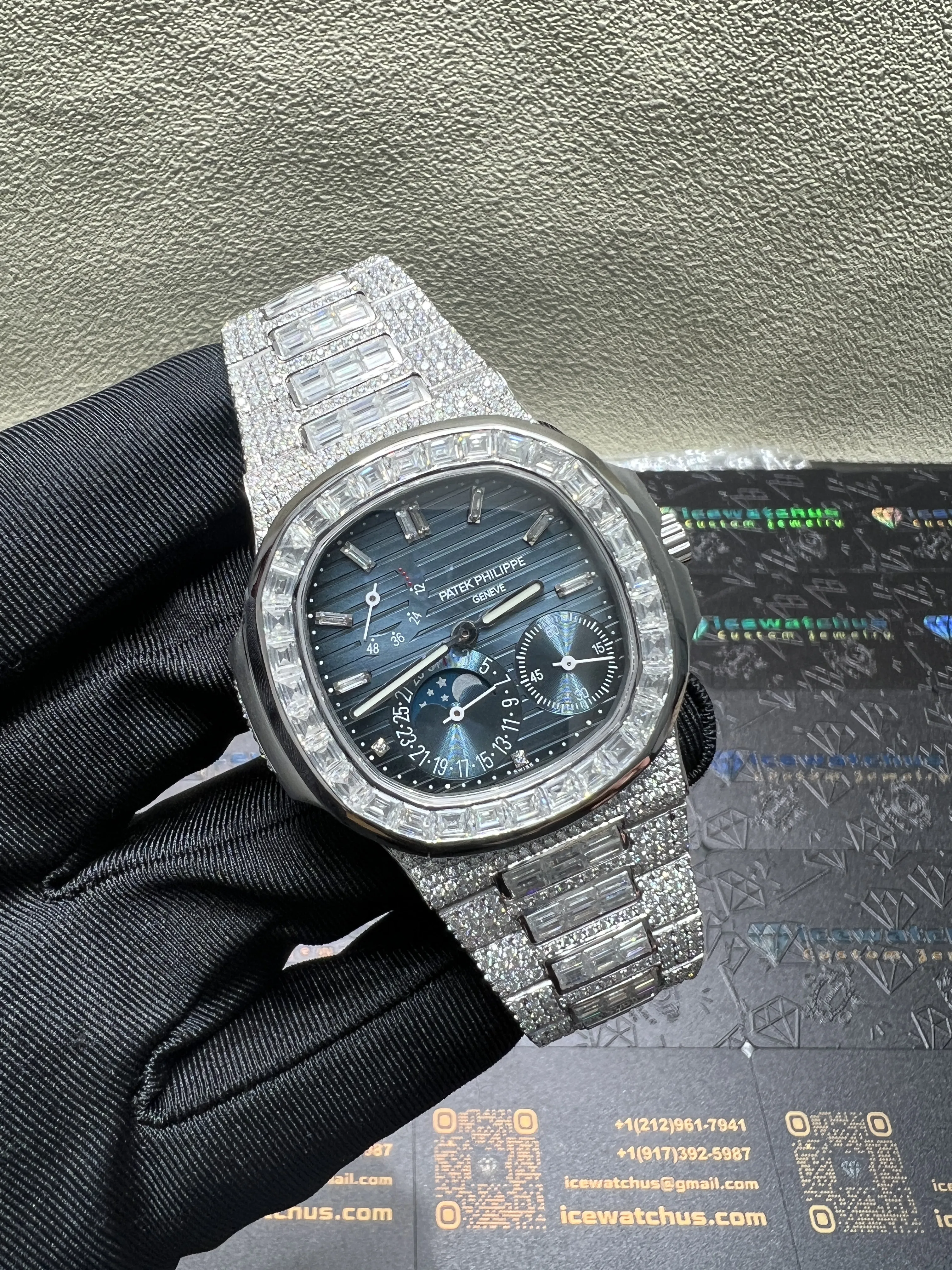 Nautilus 5712 Icedout Watch with Baguette Bezel D2362519275 — view 2