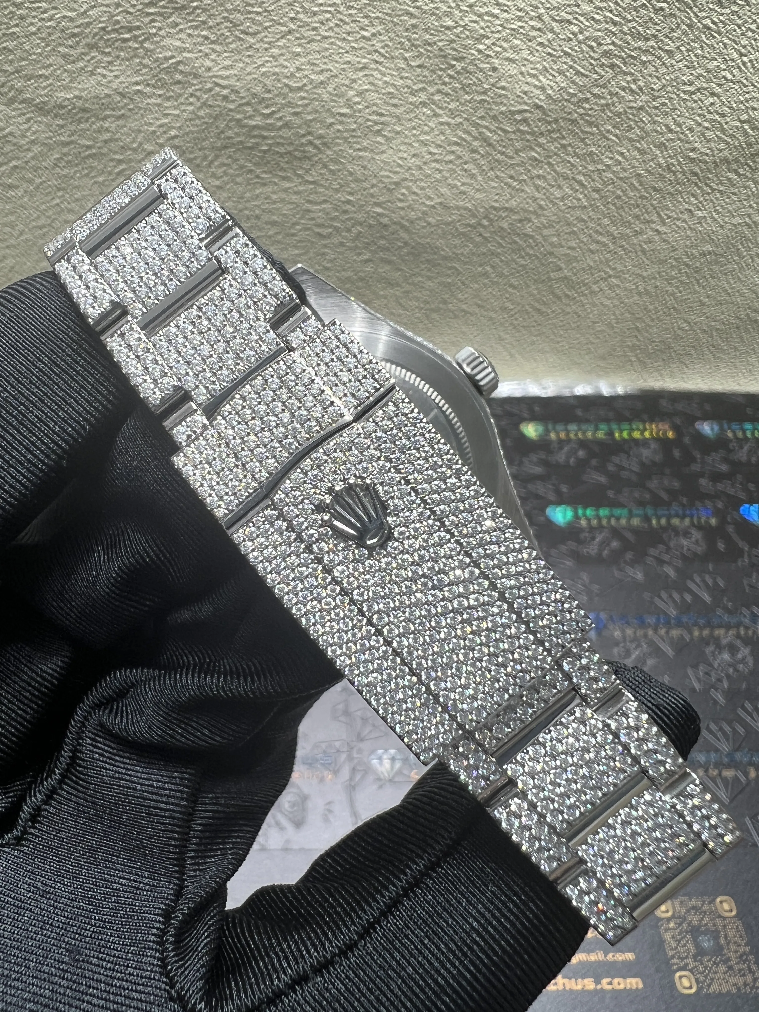 Sky-Dweller 42mm Icedout Watch with Pavé Dial D1215019272 — view 7