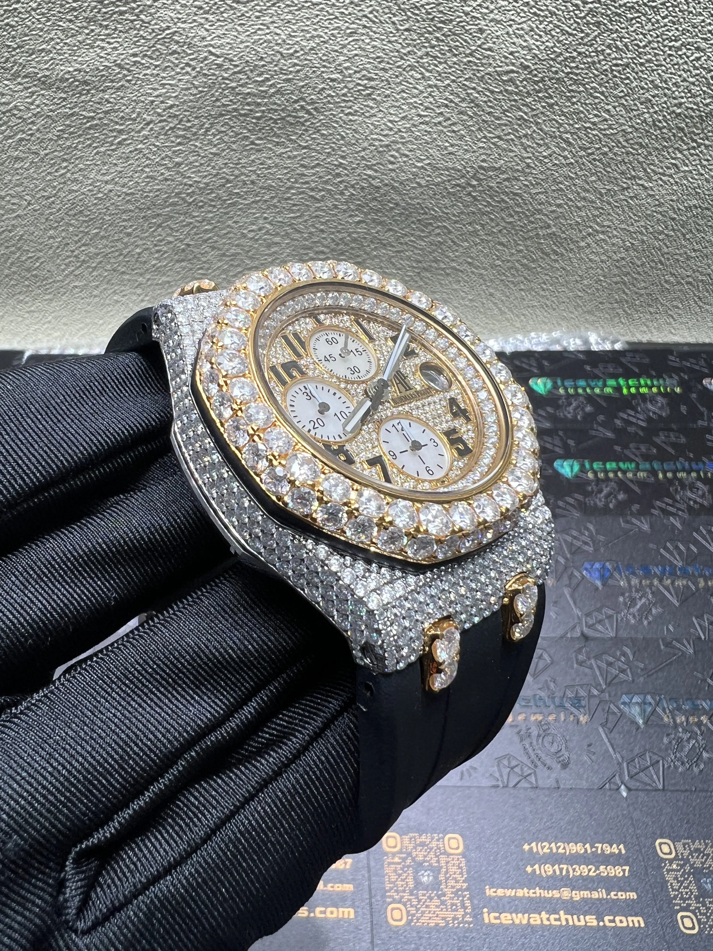 Royal Oak Offshore Icedout Chronograph Watch D877519281 — view 4