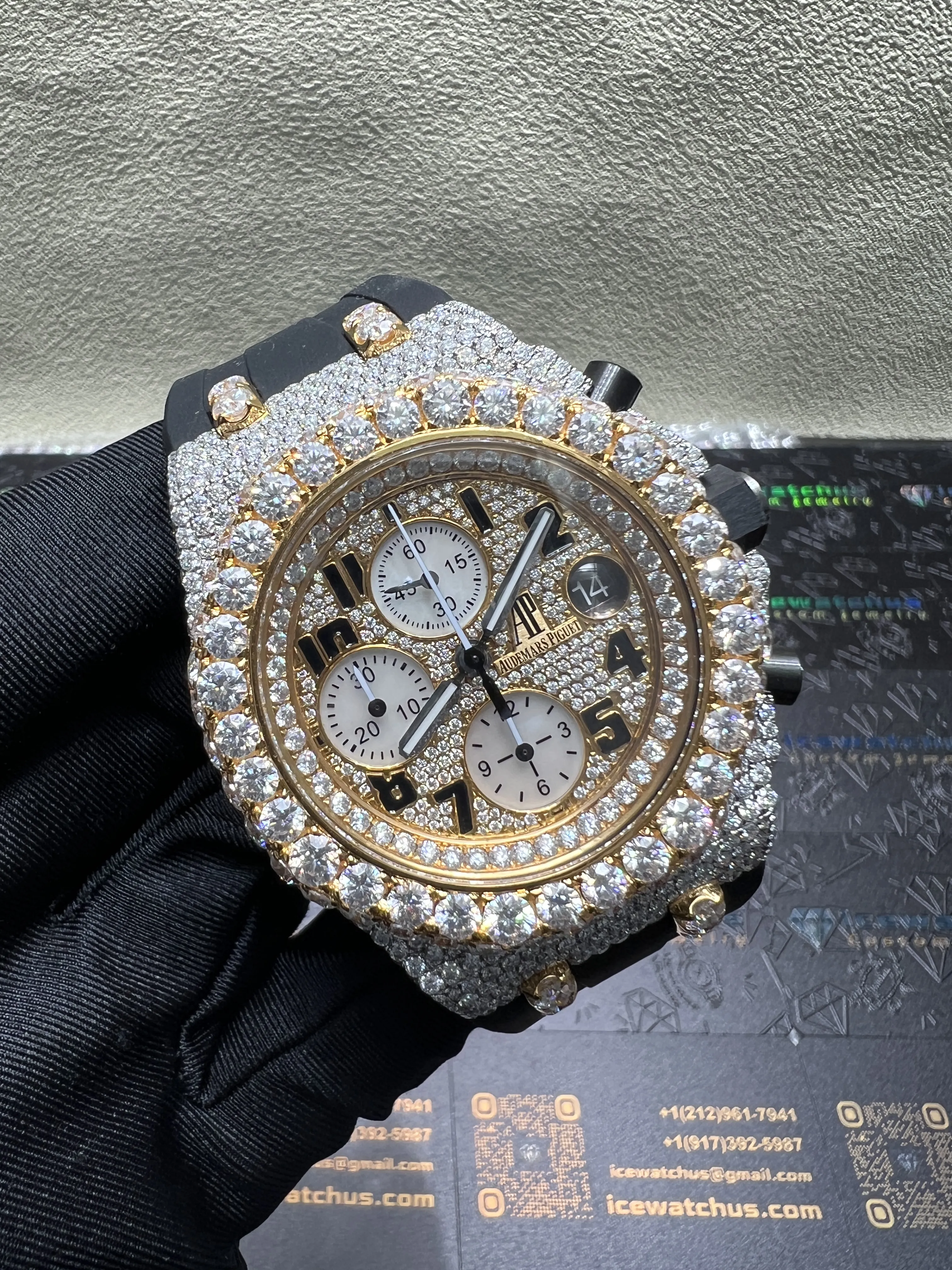 Royal Oak Offshore Icedout Chronograph Watch D877519281 — view 2