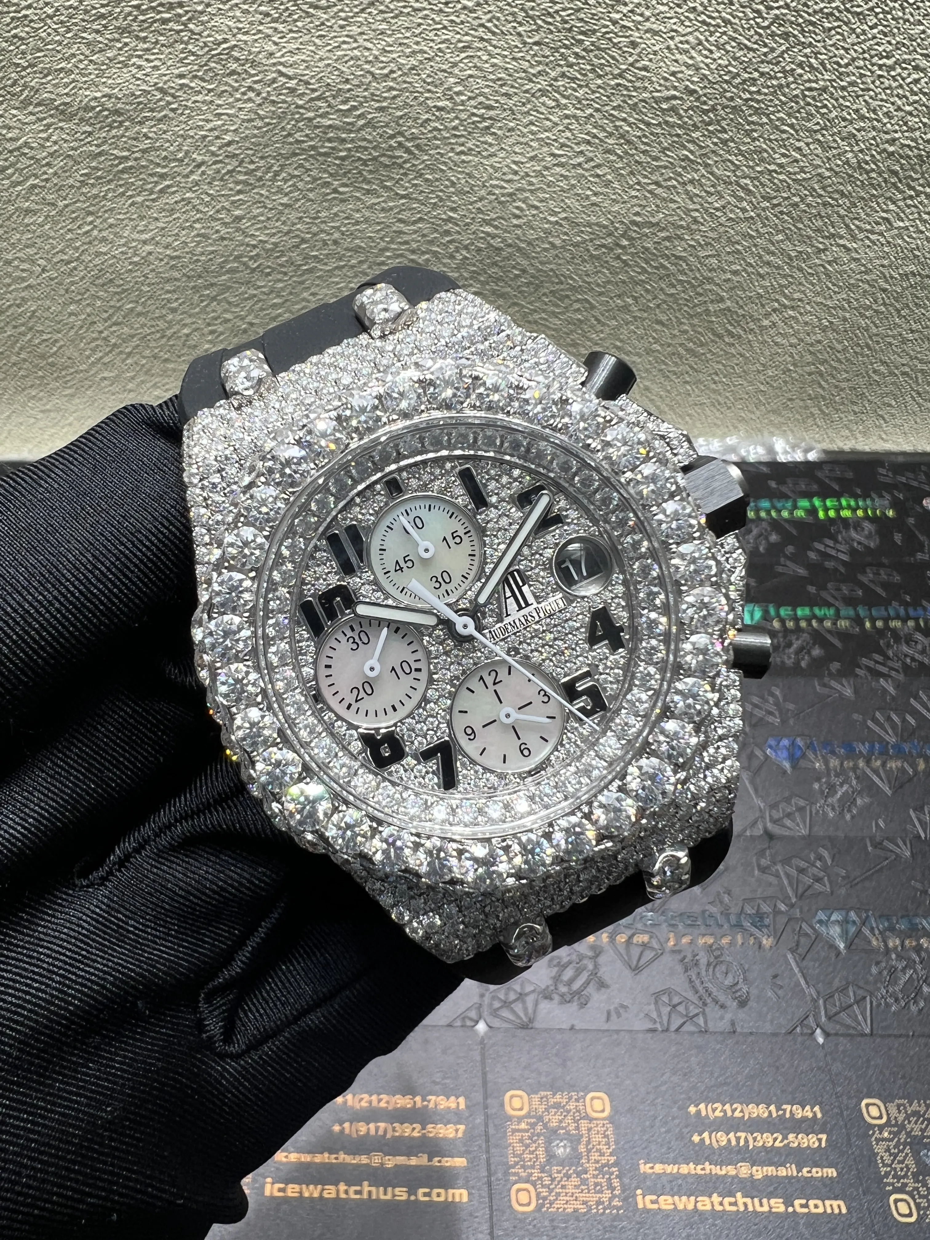 Royal Oak Offshore Icedout Chronograph Watch D877519282 — view 2