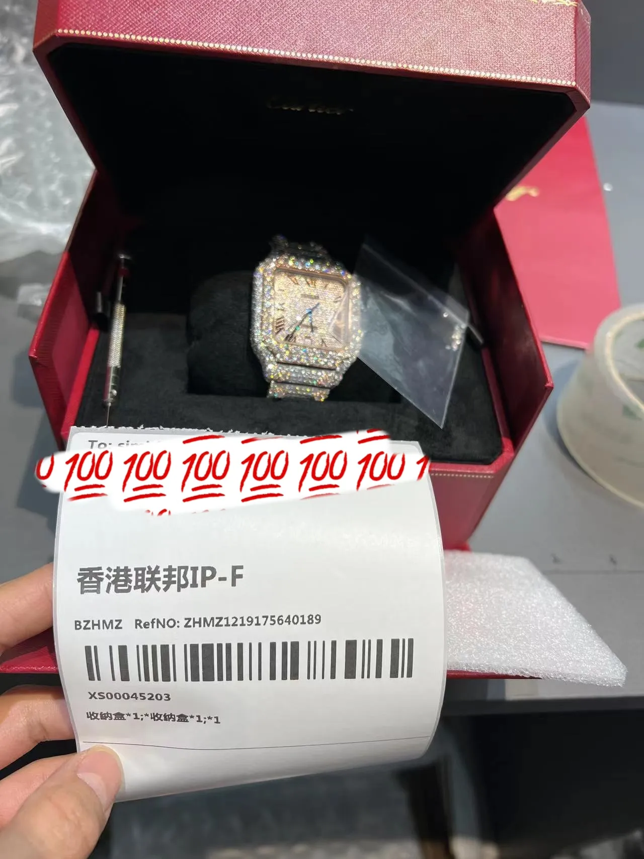Santos de Cartier Icedout Pavé Watch
