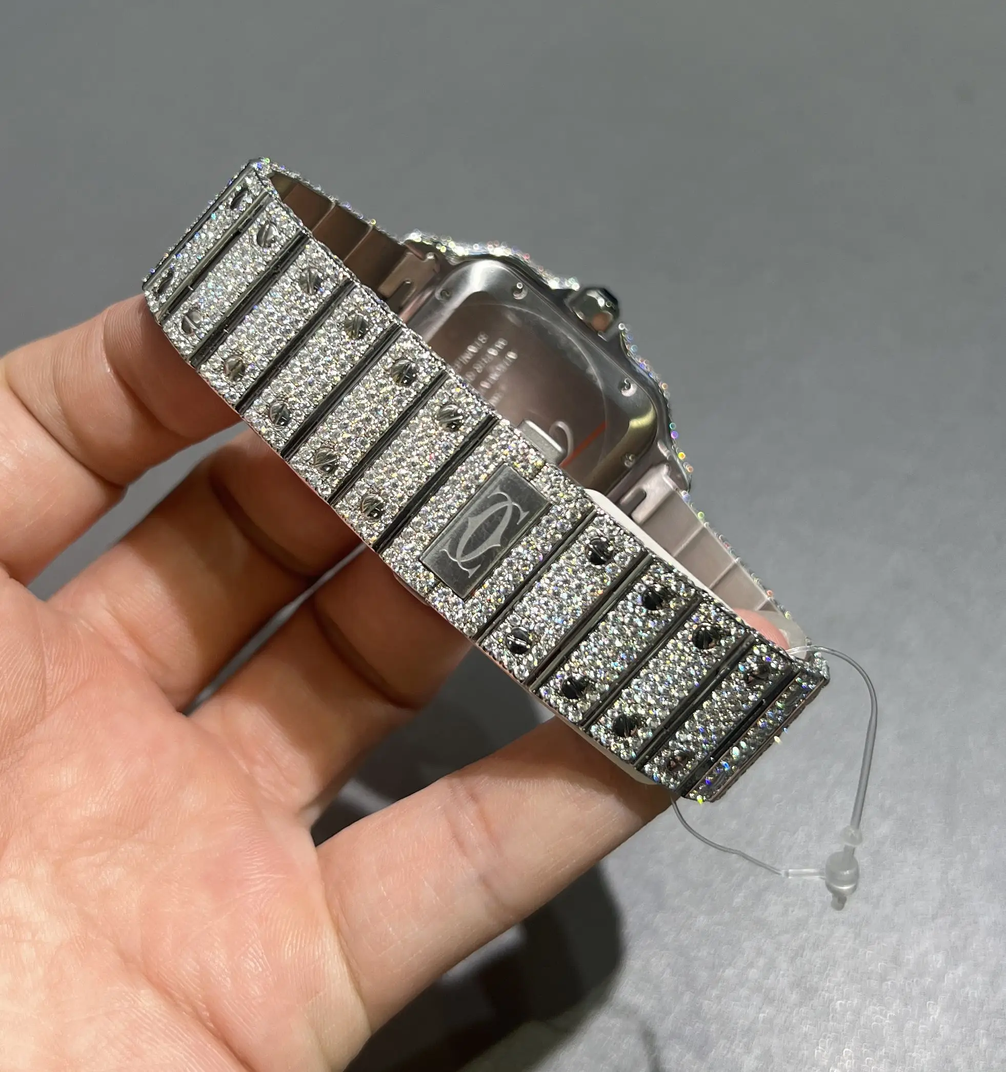 Santos Pavé Diamond Icedout Watch D1147519308 — view 7