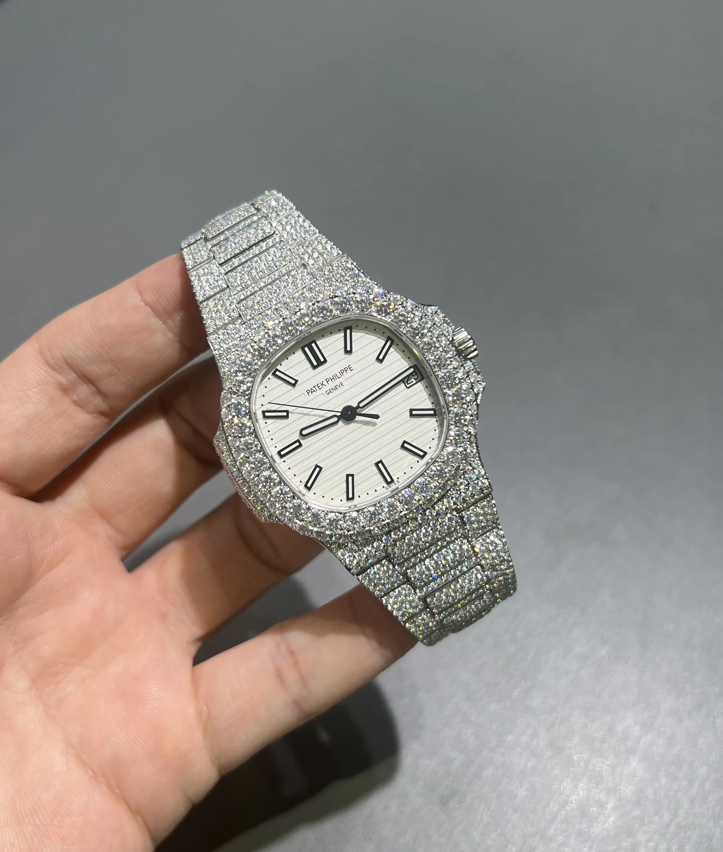 Nautilus 5711 Icedout Watch with White Dial D1080019306 — view 2