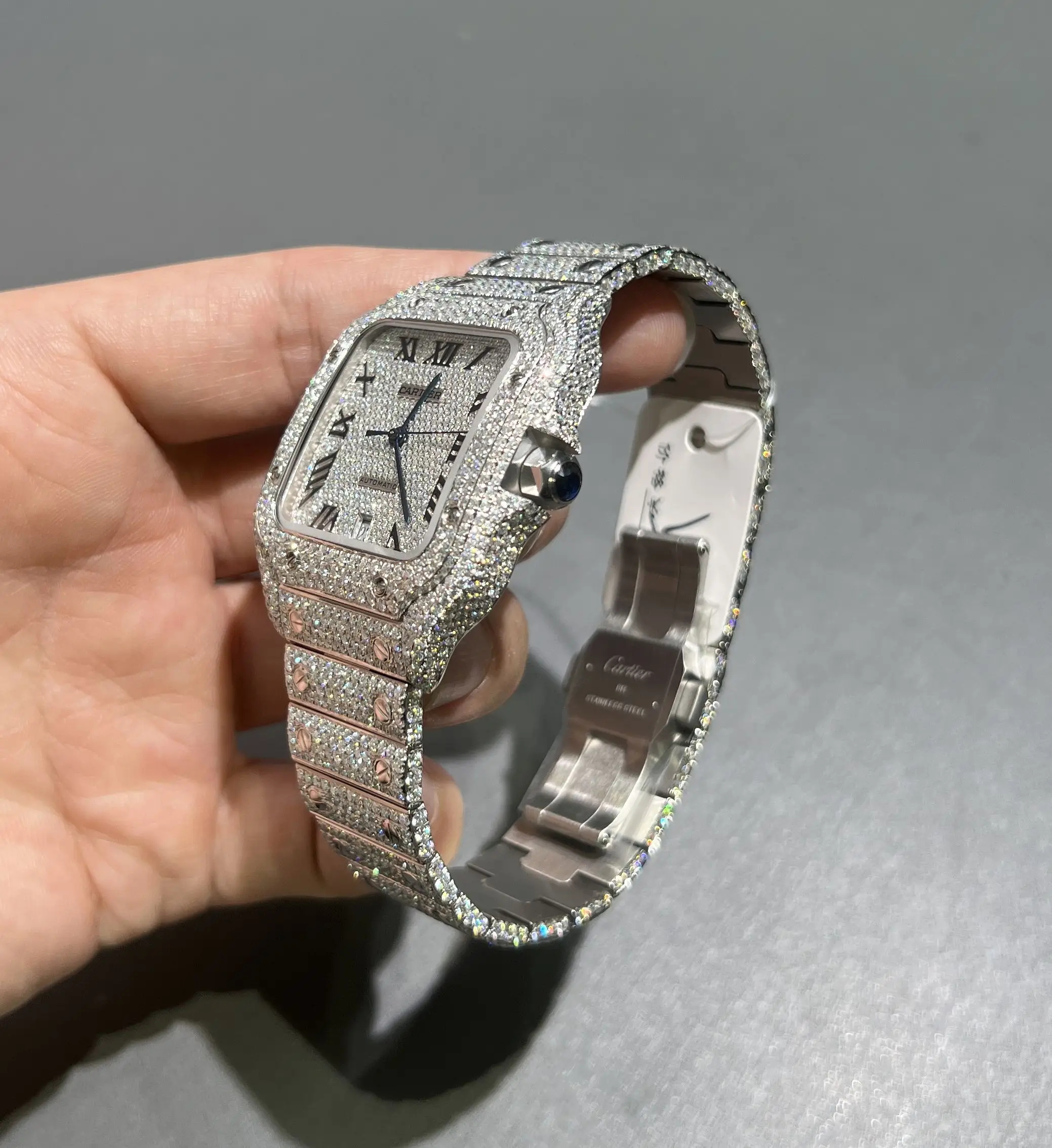 Santos Pavé Diamond Icedout Watch D1147519307 — view 4