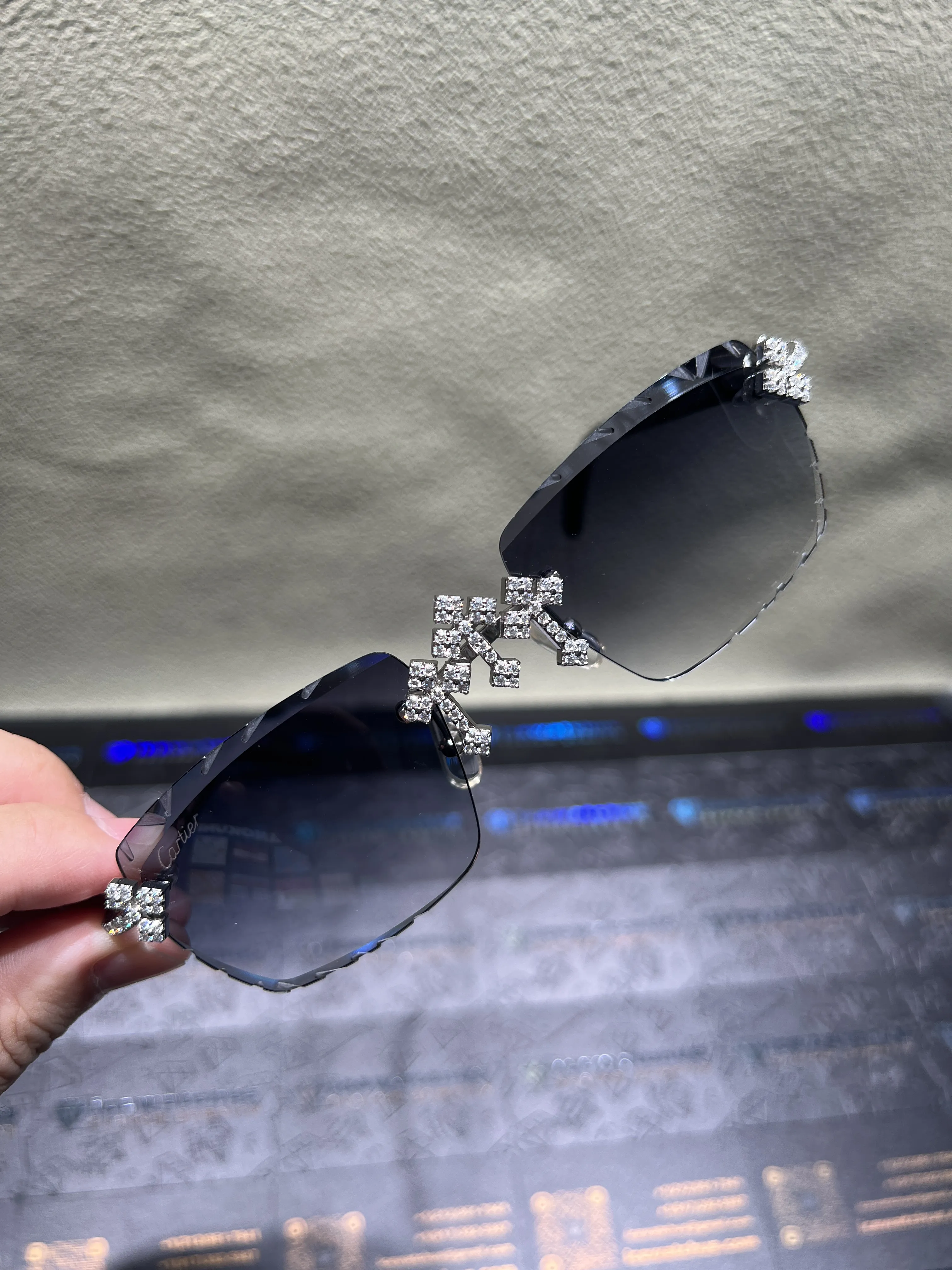 0081 Glasses D371319315