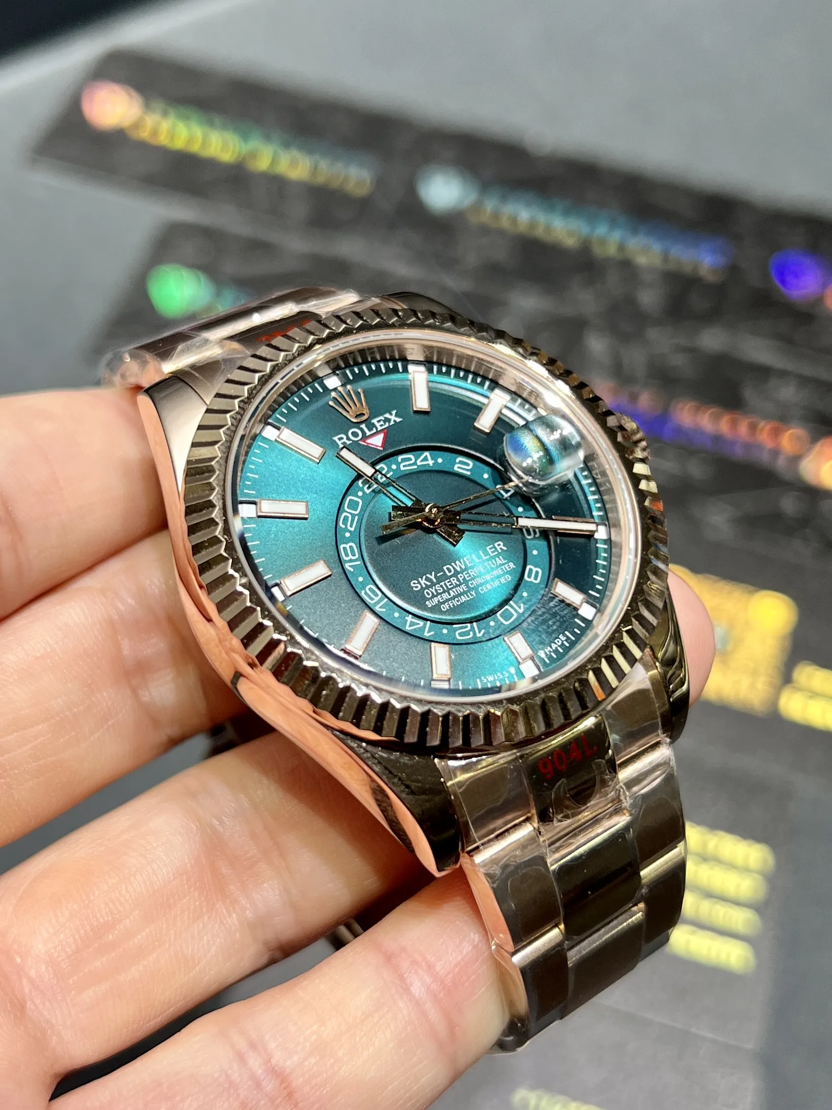 Sky-Dweller 42mm Rose Gold Watch with Green Dial D391519324 — view 3