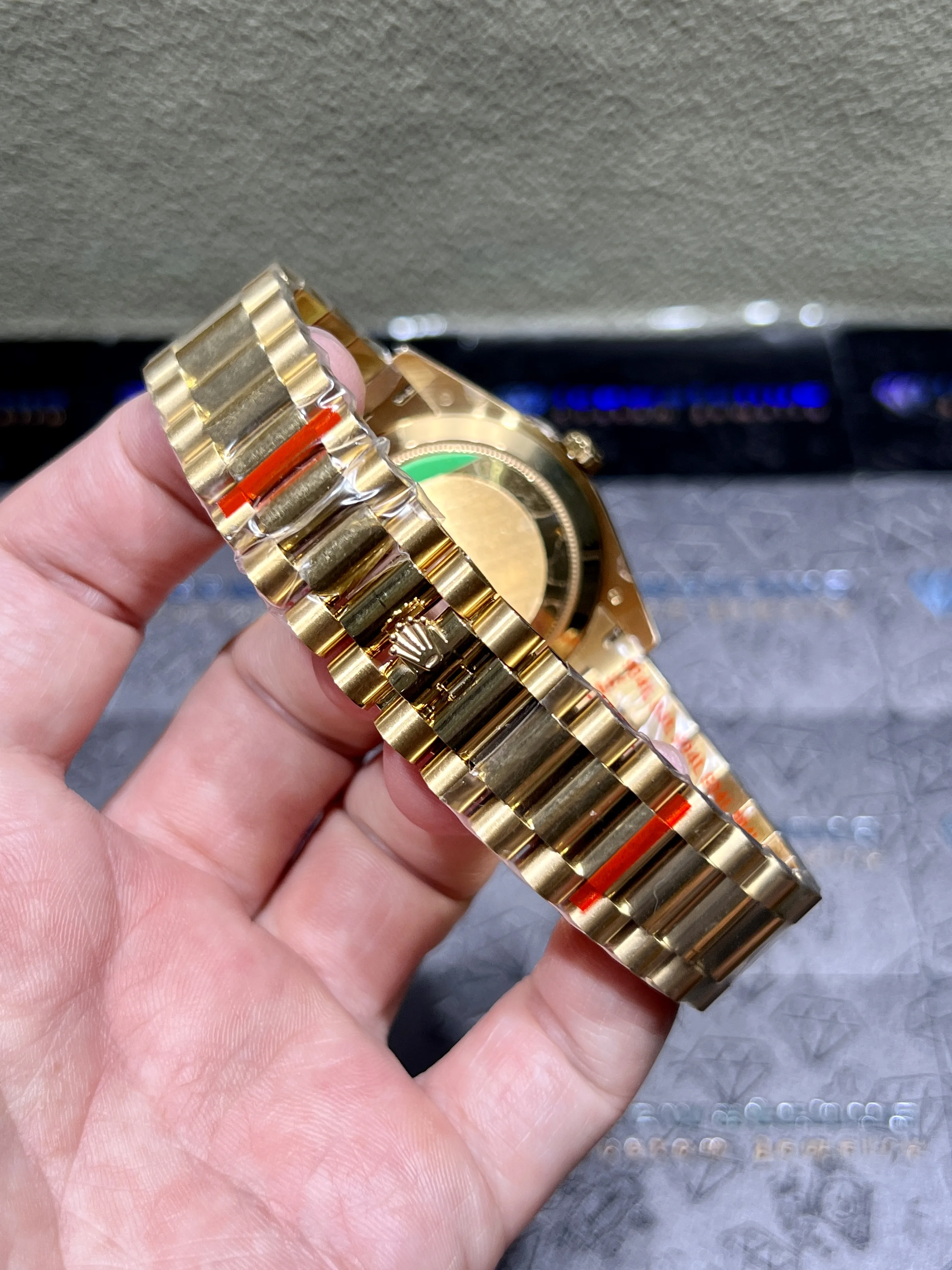 Day-Date 40mm Gold Dial Roman Marker Watch D417219320 — view 9