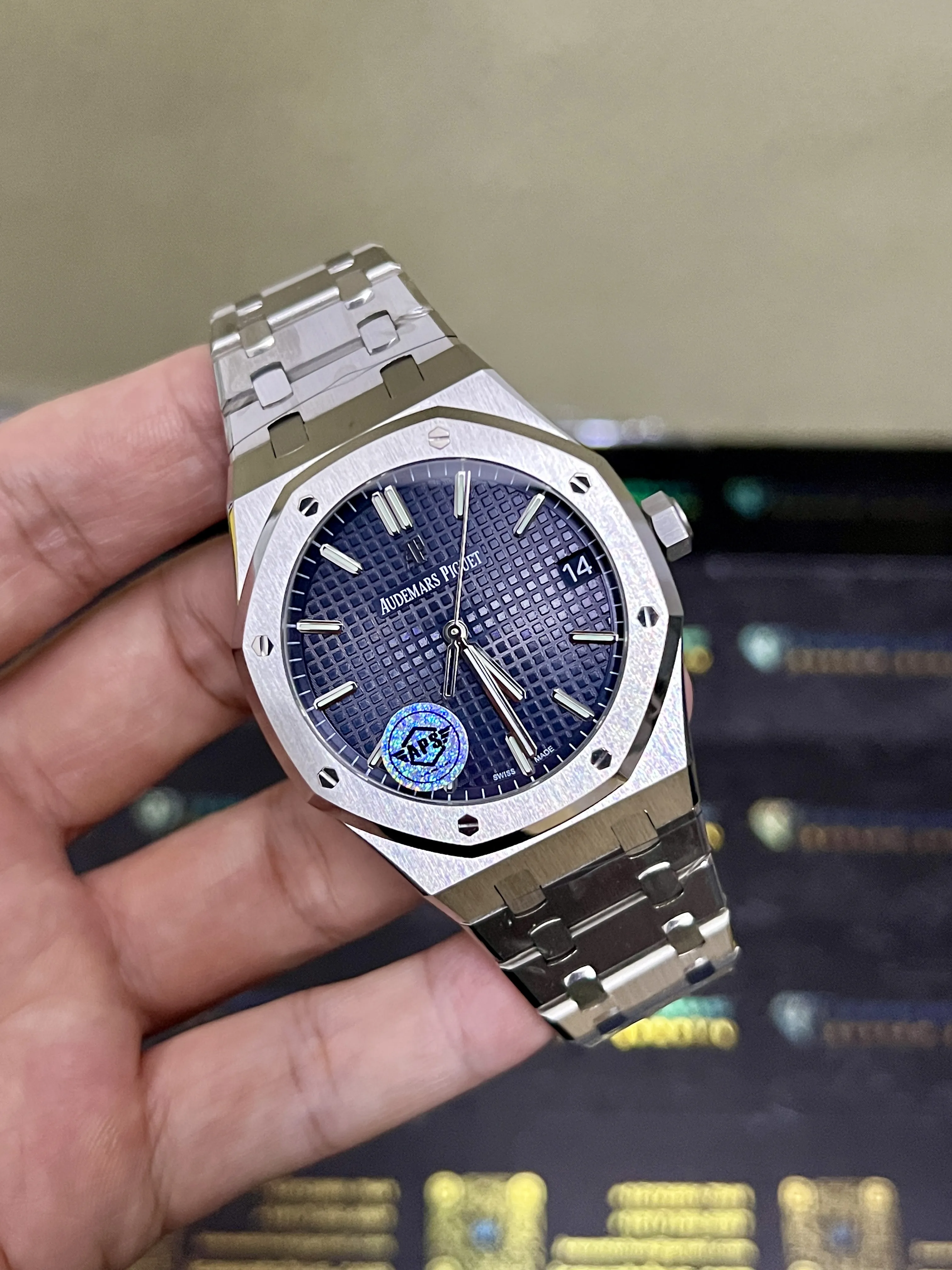 Royal Oak 15500 Automatic 41mm Blue Dial Watch D437419326 — view 2