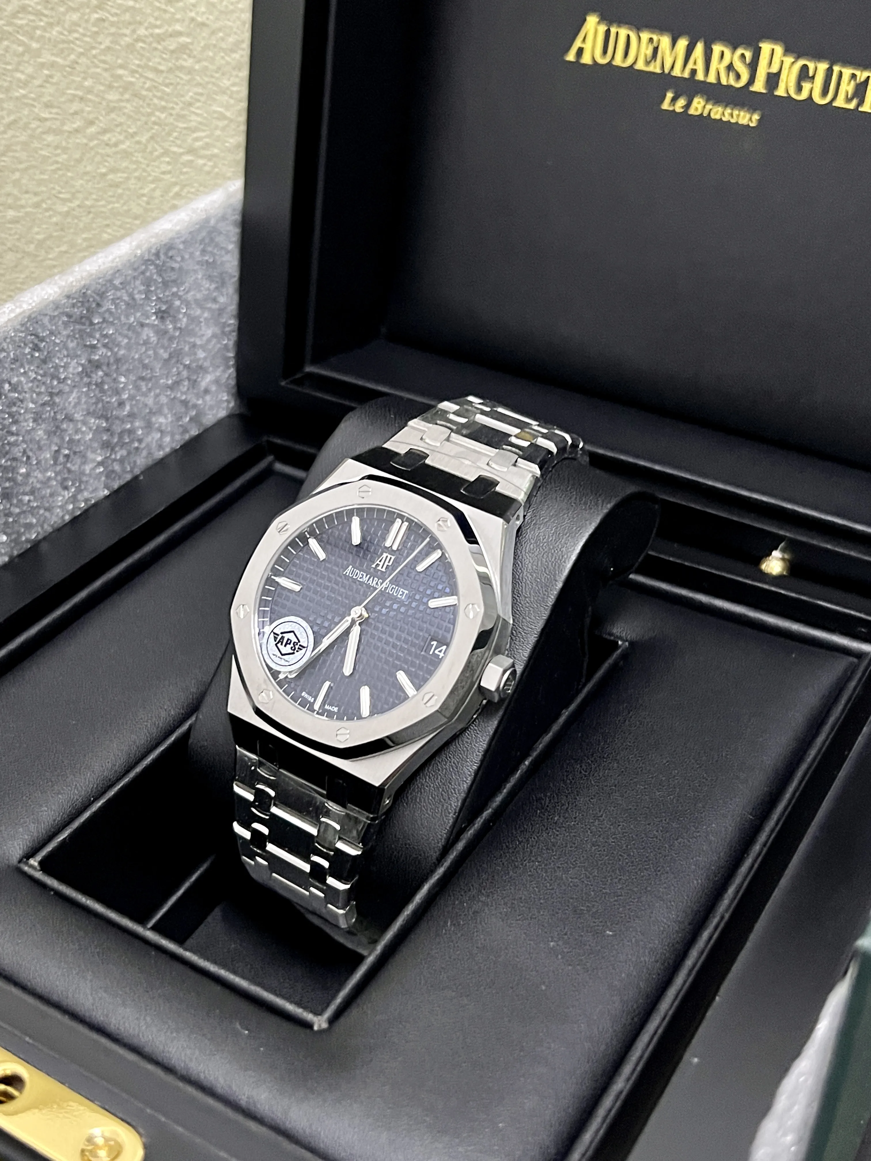 Royal Oak 15500 Automatic 41mm Blue Dial Watch D437419326 — view 9