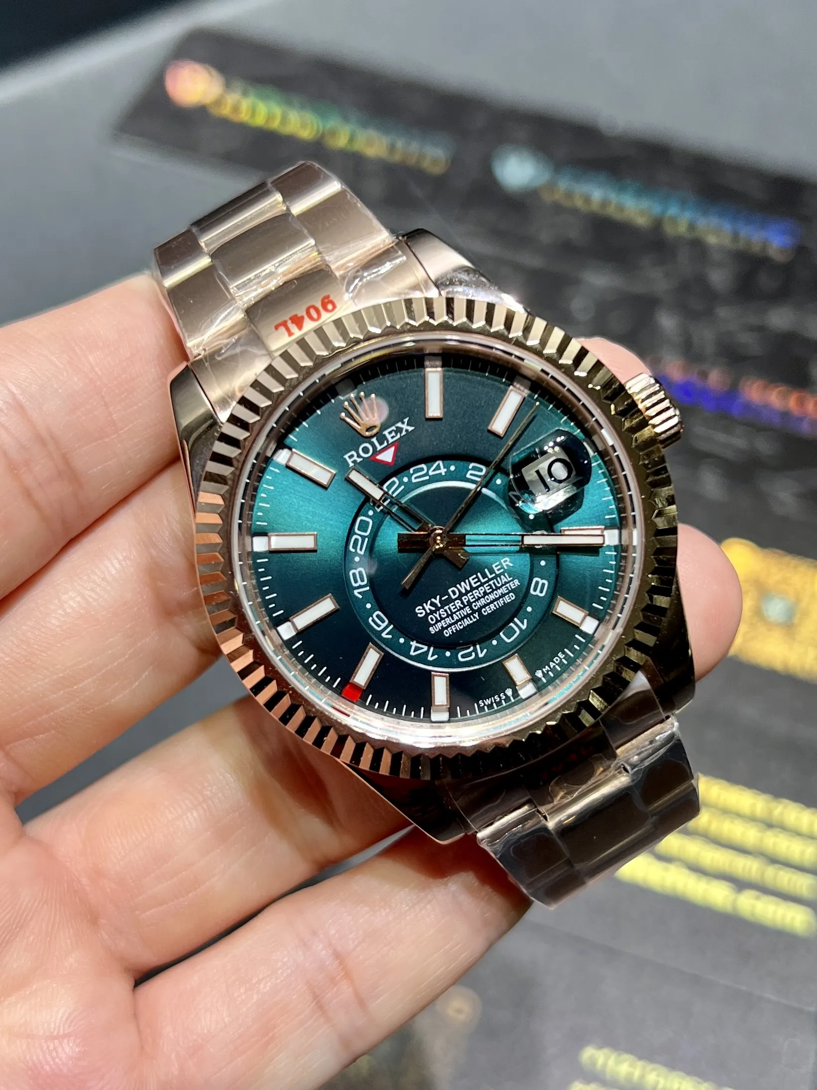 Sky-Dweller 42mm Rose Gold Watch with Green Dial D391519324 — view 2