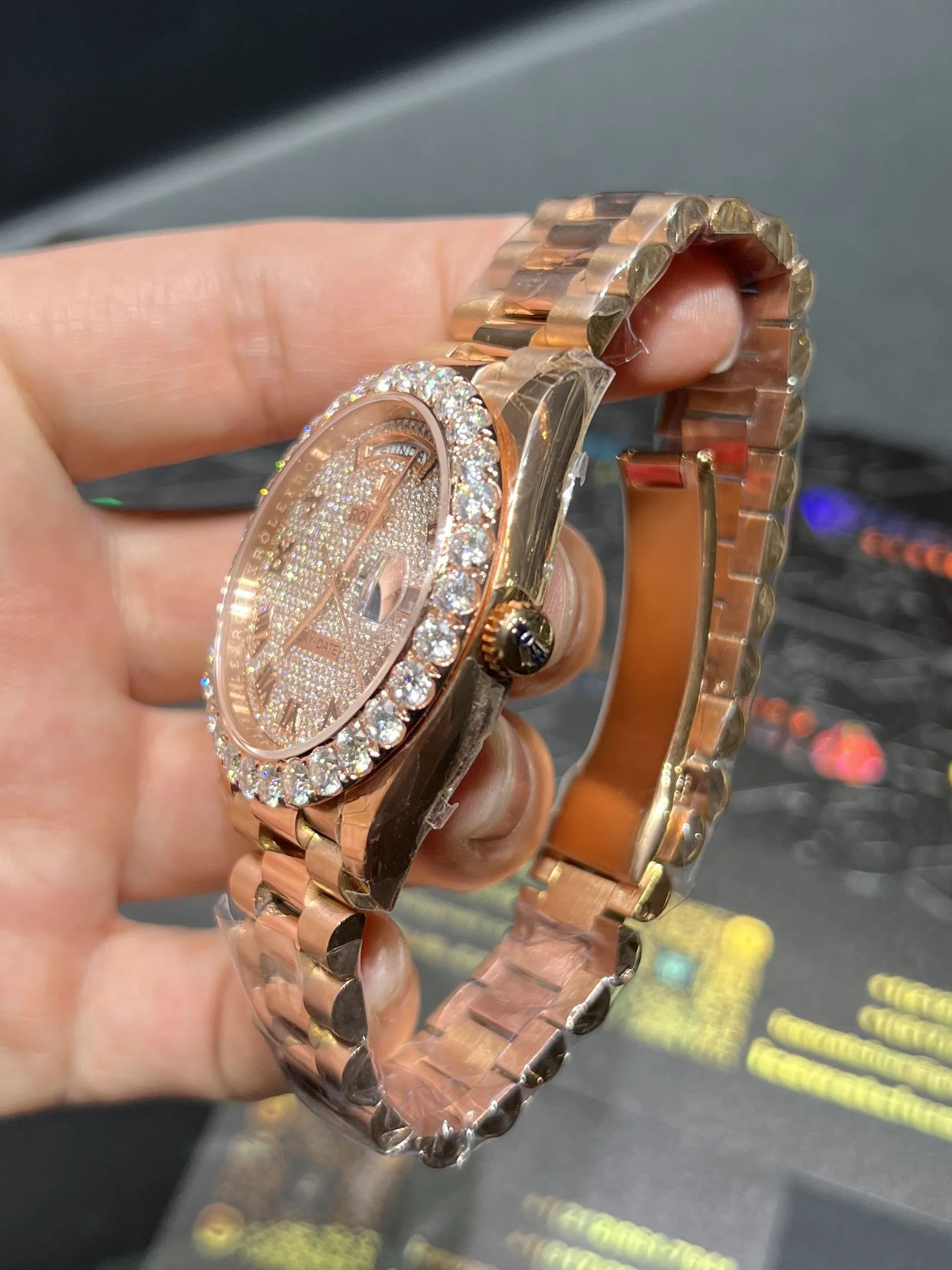 Day-Date 40mm Icedout Watch with Roman Dial D607519333 — view 5