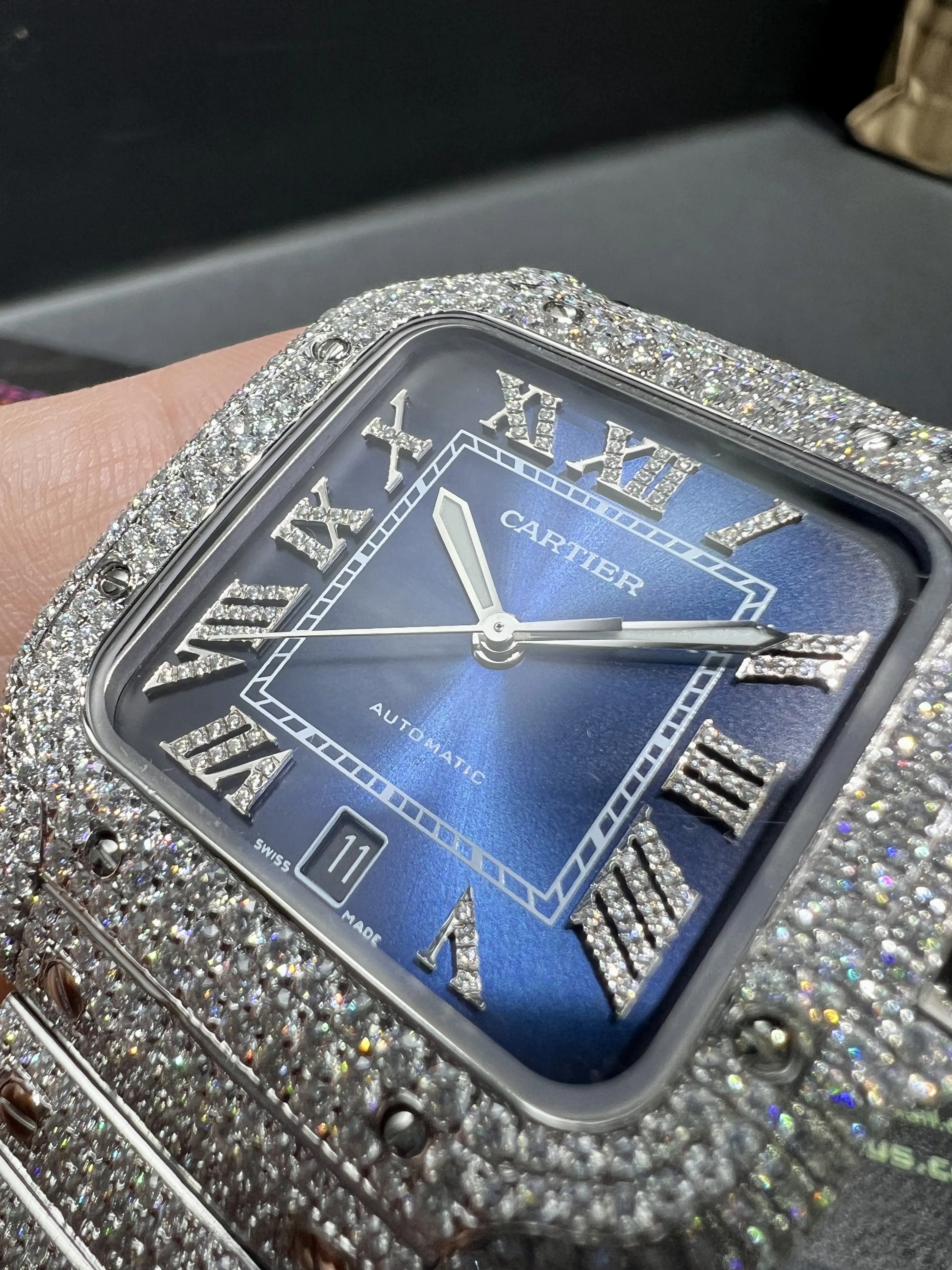 Santos de Cartier Icedout Watch with Blue Dial D1147519334 — view 10