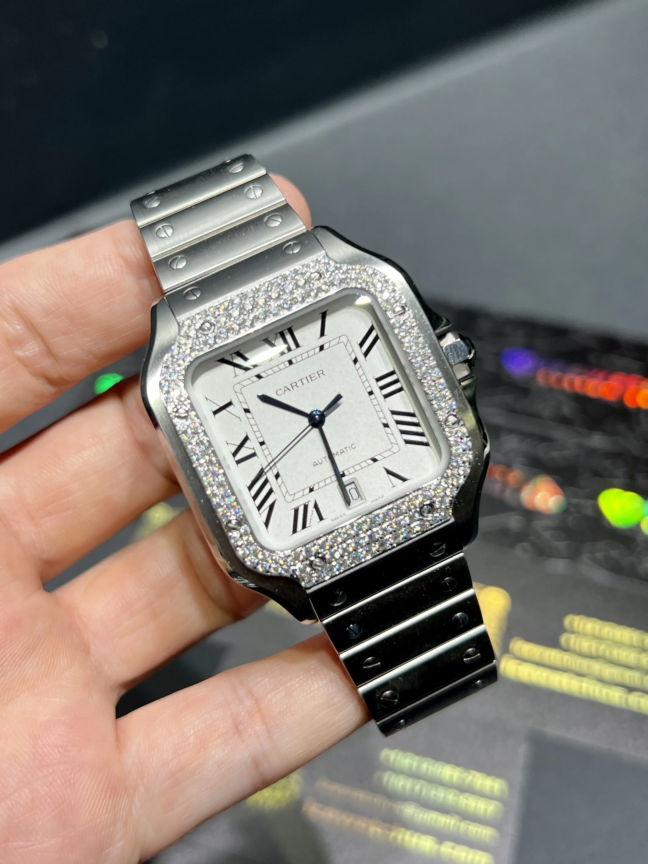 Santos de Cartier Icedout Watch with Diamond Bezel D526519336 — view 2