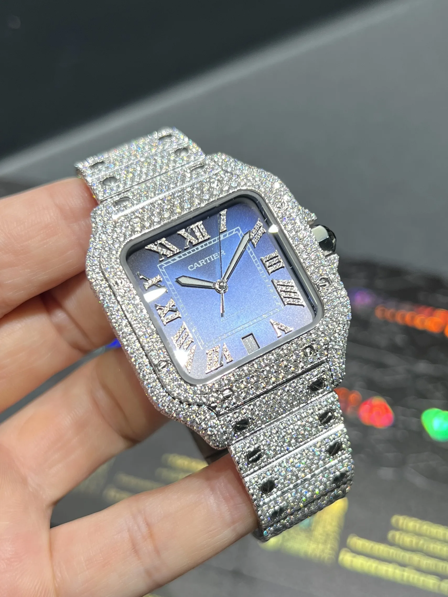 Santos de Cartier Icedout Watch with Blue Dial D1147519334 — view 3