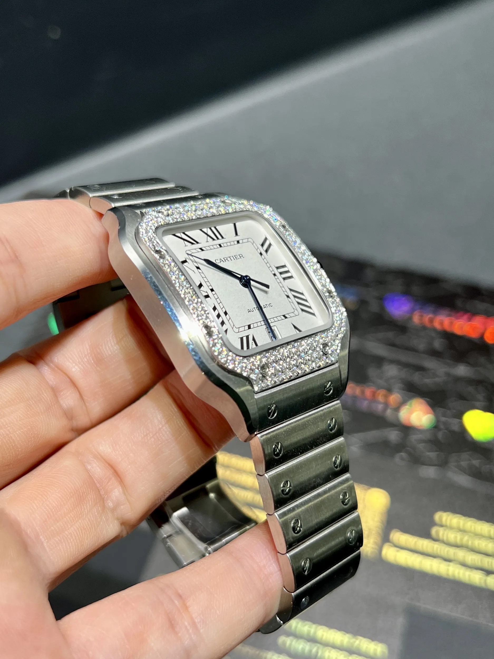 Santos de Cartier Icedout Watch with Diamond Bezel D526519336 — view 3