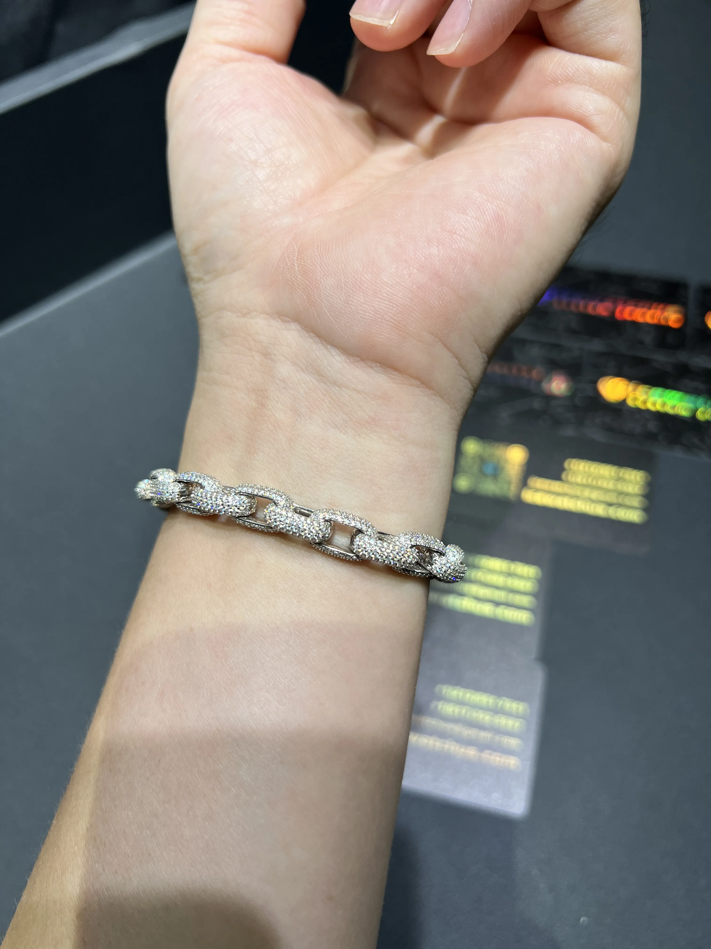 0104 925 Slive Moissanite Bracelets 8mm 7.5in D405019340 — view 7