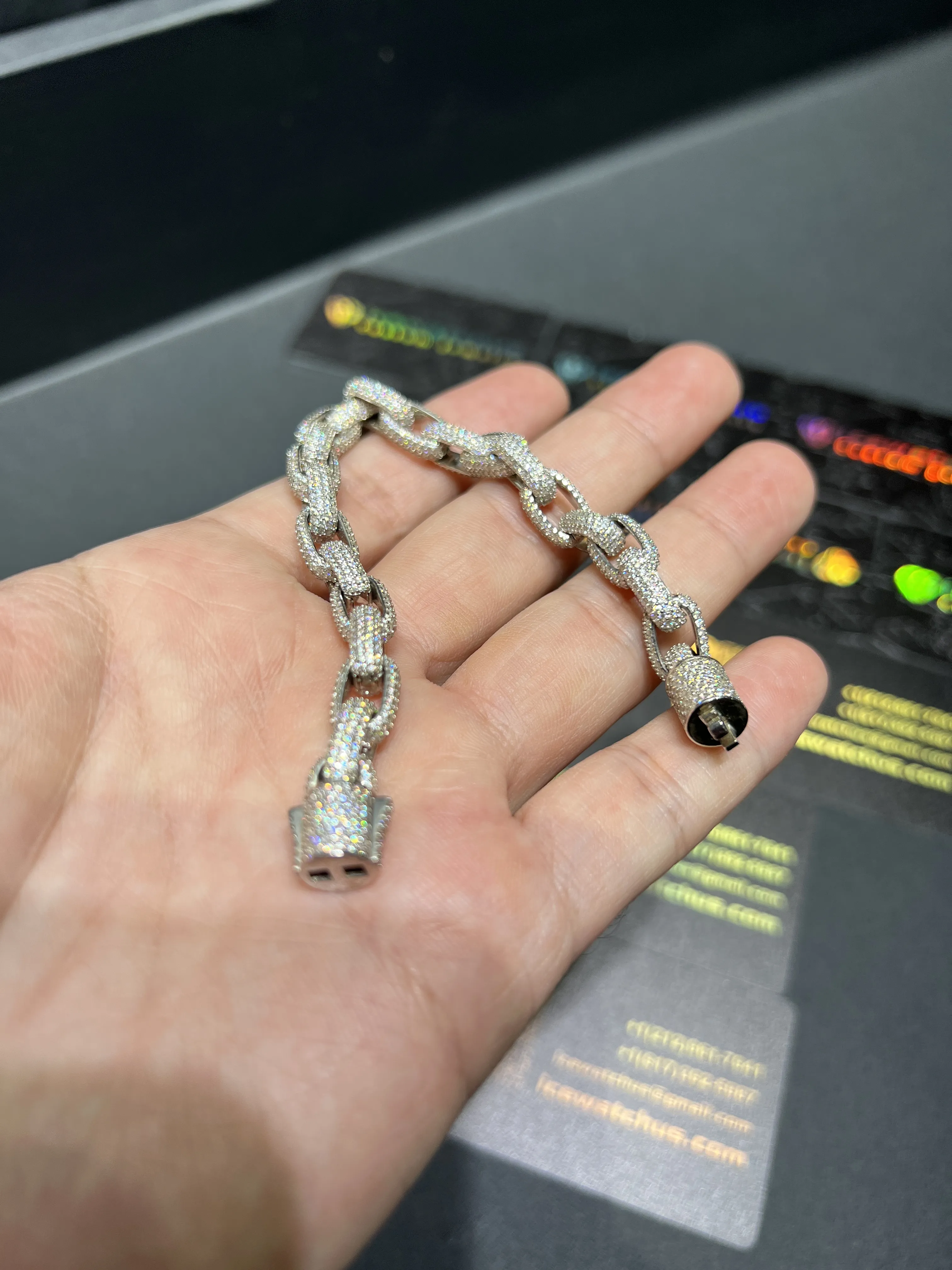 0104 925 Slive Moissanite Bracelets 8mm 7.5in D405019340 — view 2