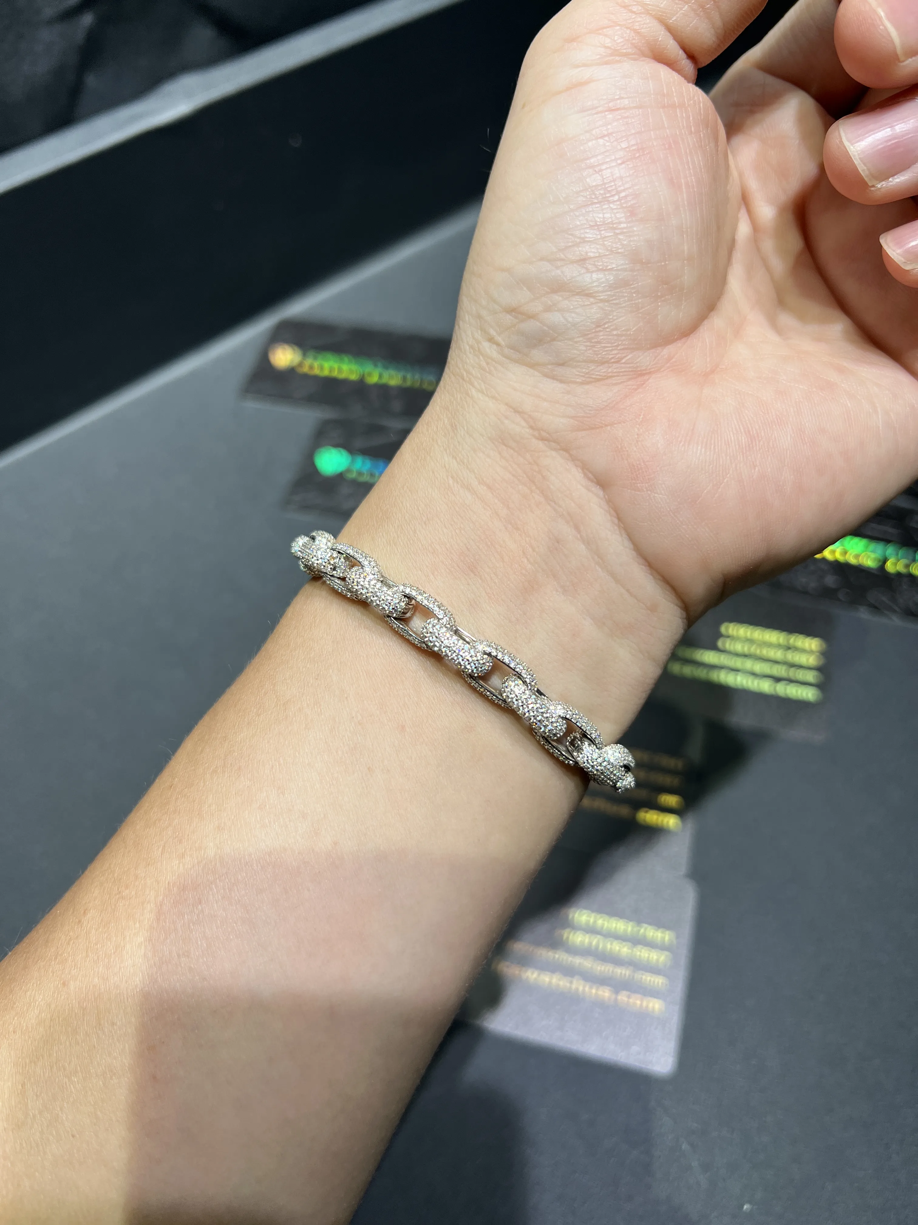 0104 925 Slive Moissanite Bracelets 8mm 7.5in D405019340 — view 6