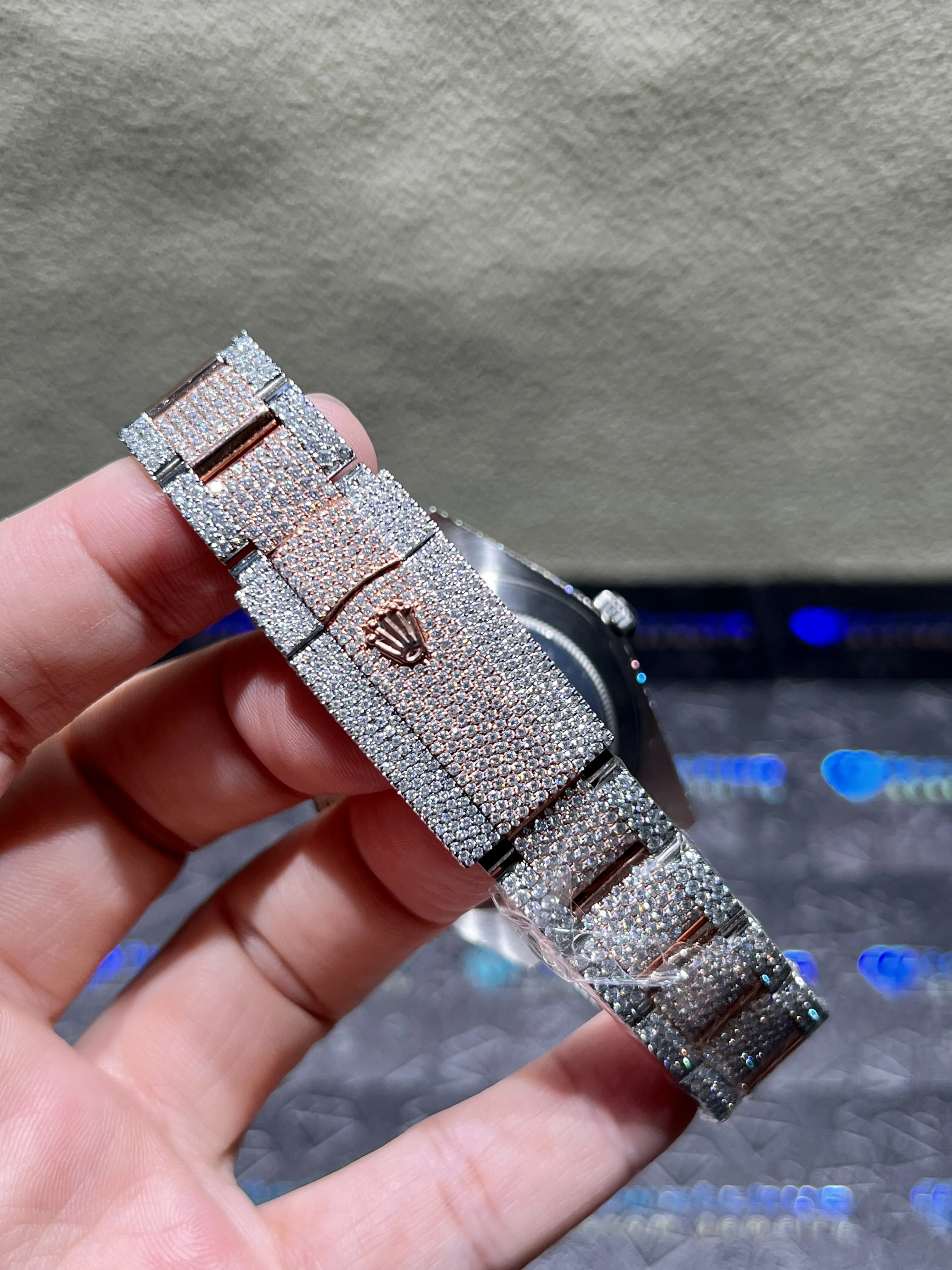 Datejust 41mm Pavé Dial Icedout Watch D1147519346 — view 7