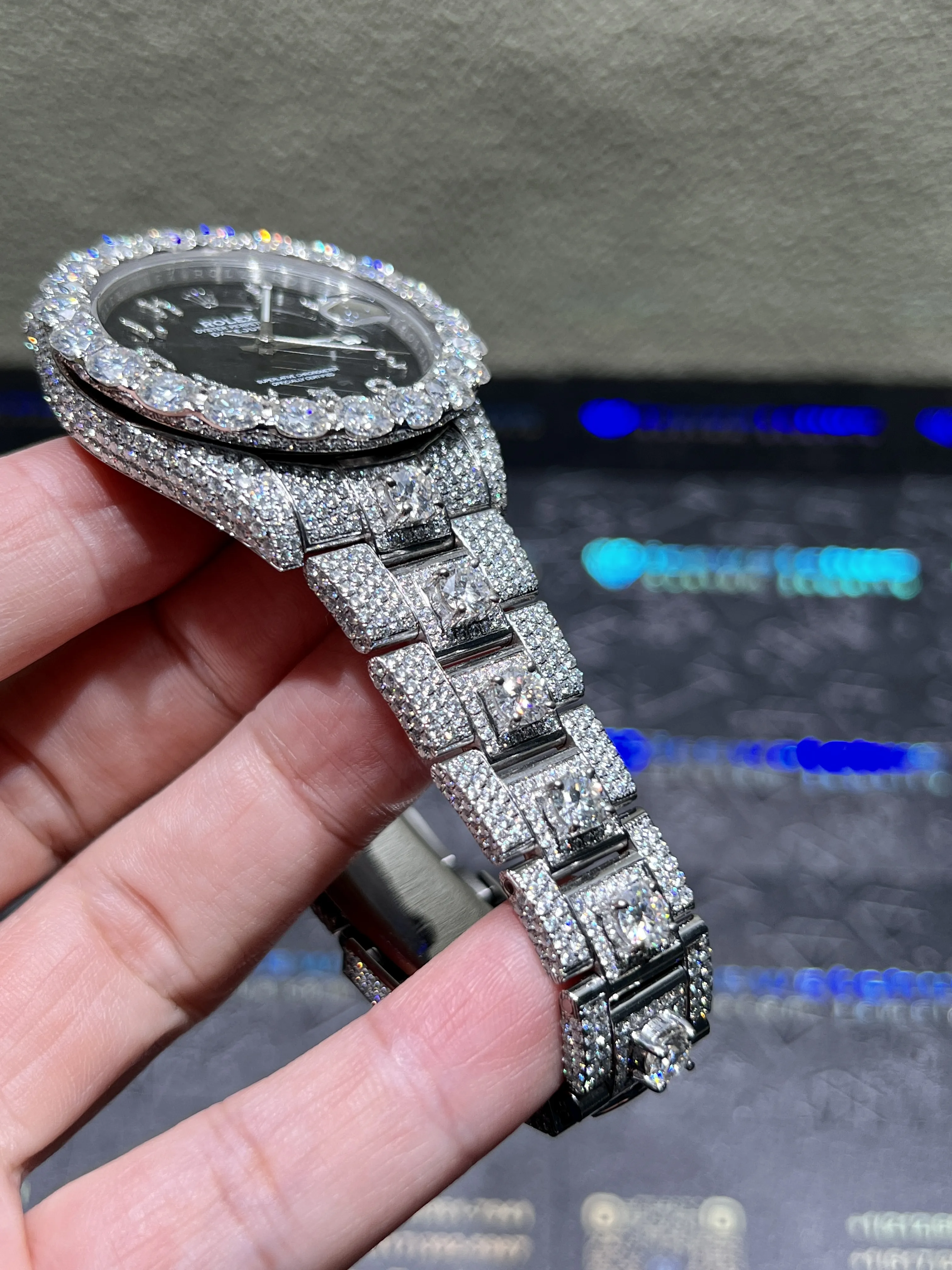 Datejust Icedout Watch with Arabic Dial D1147519351 — view 8