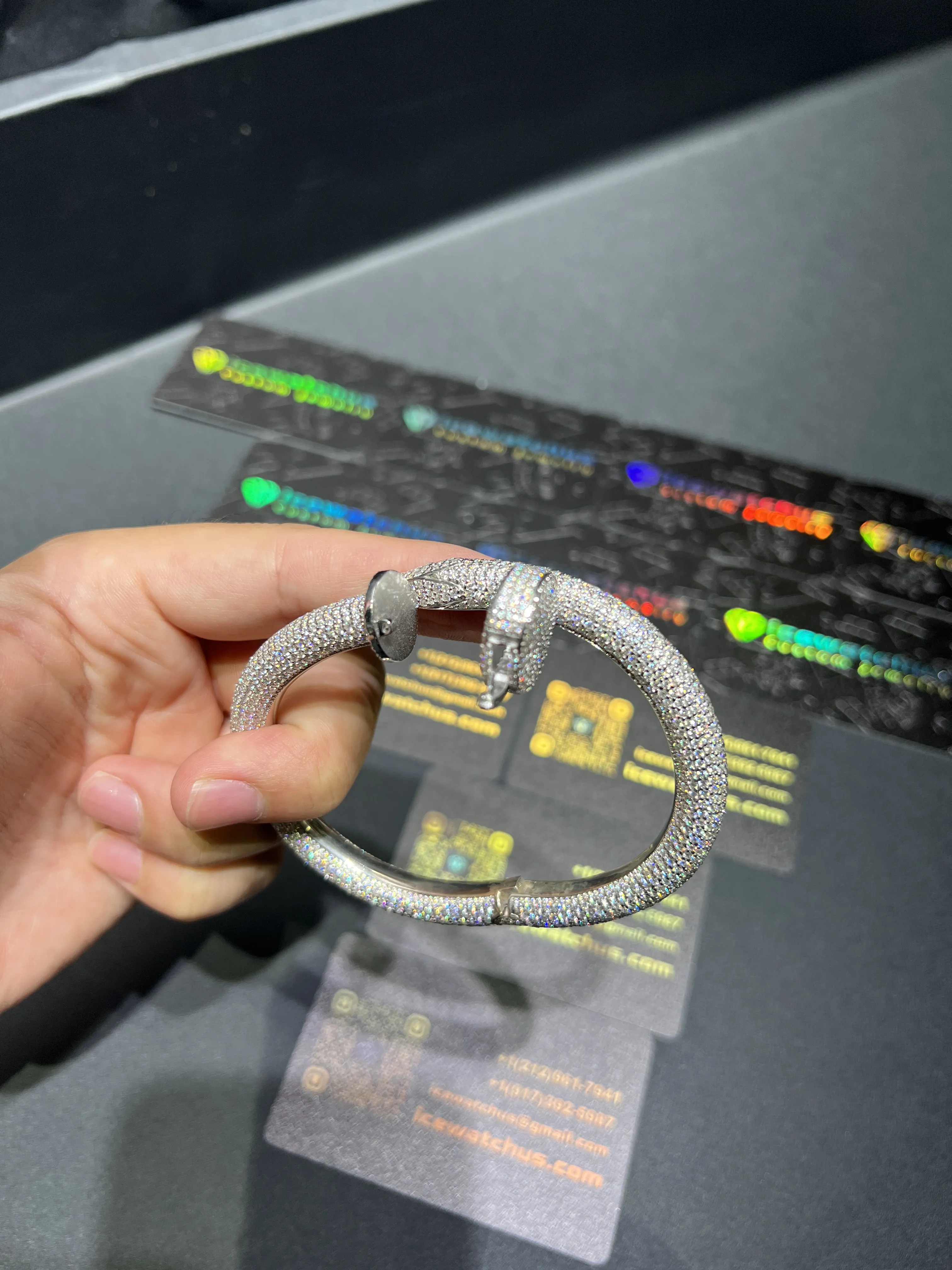 0120 Bracelets D641319355 — view 4