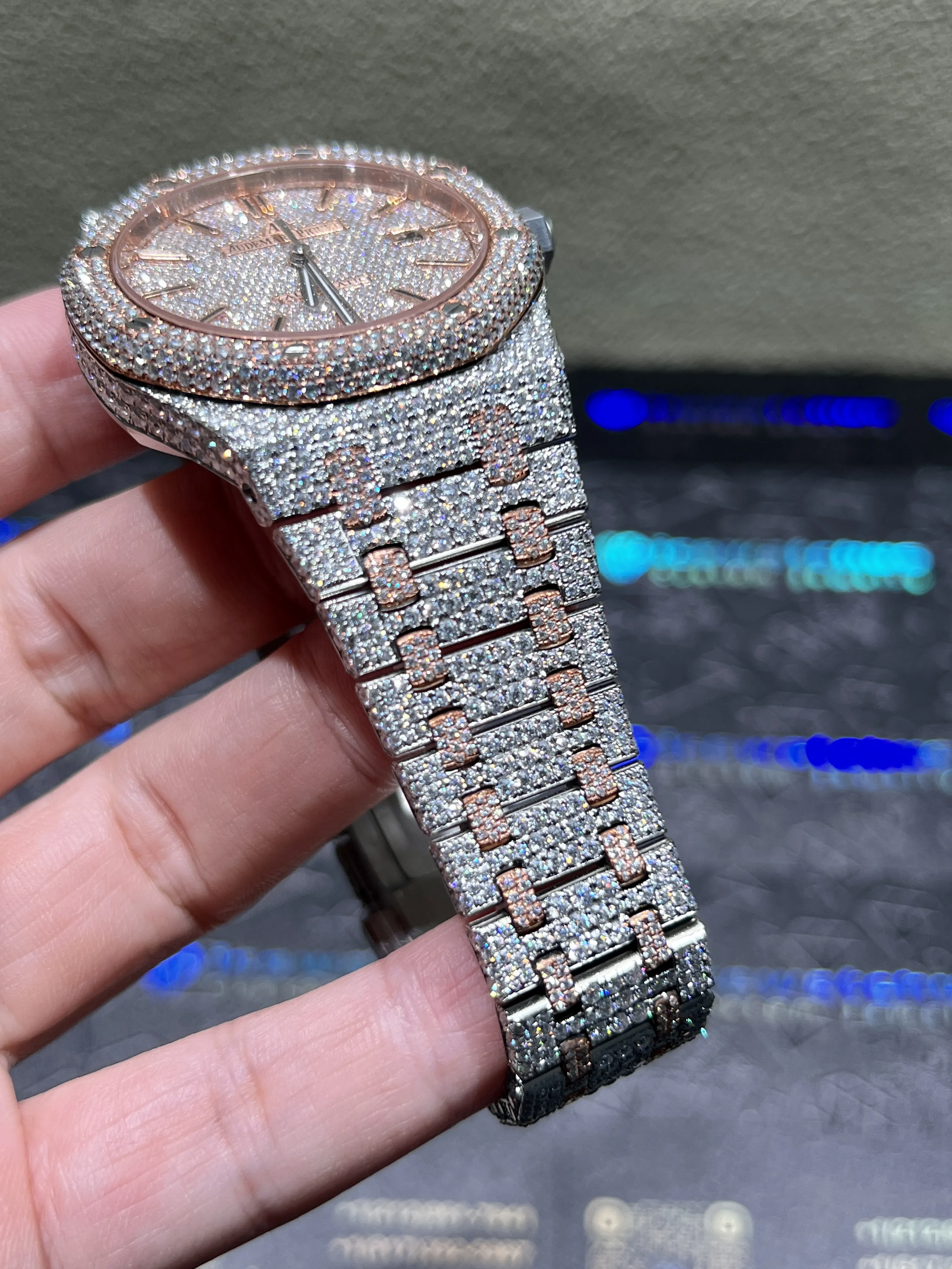 Royal Oak Two-Tone Pavé Dial Icedout Watch D1215019353 — view 8