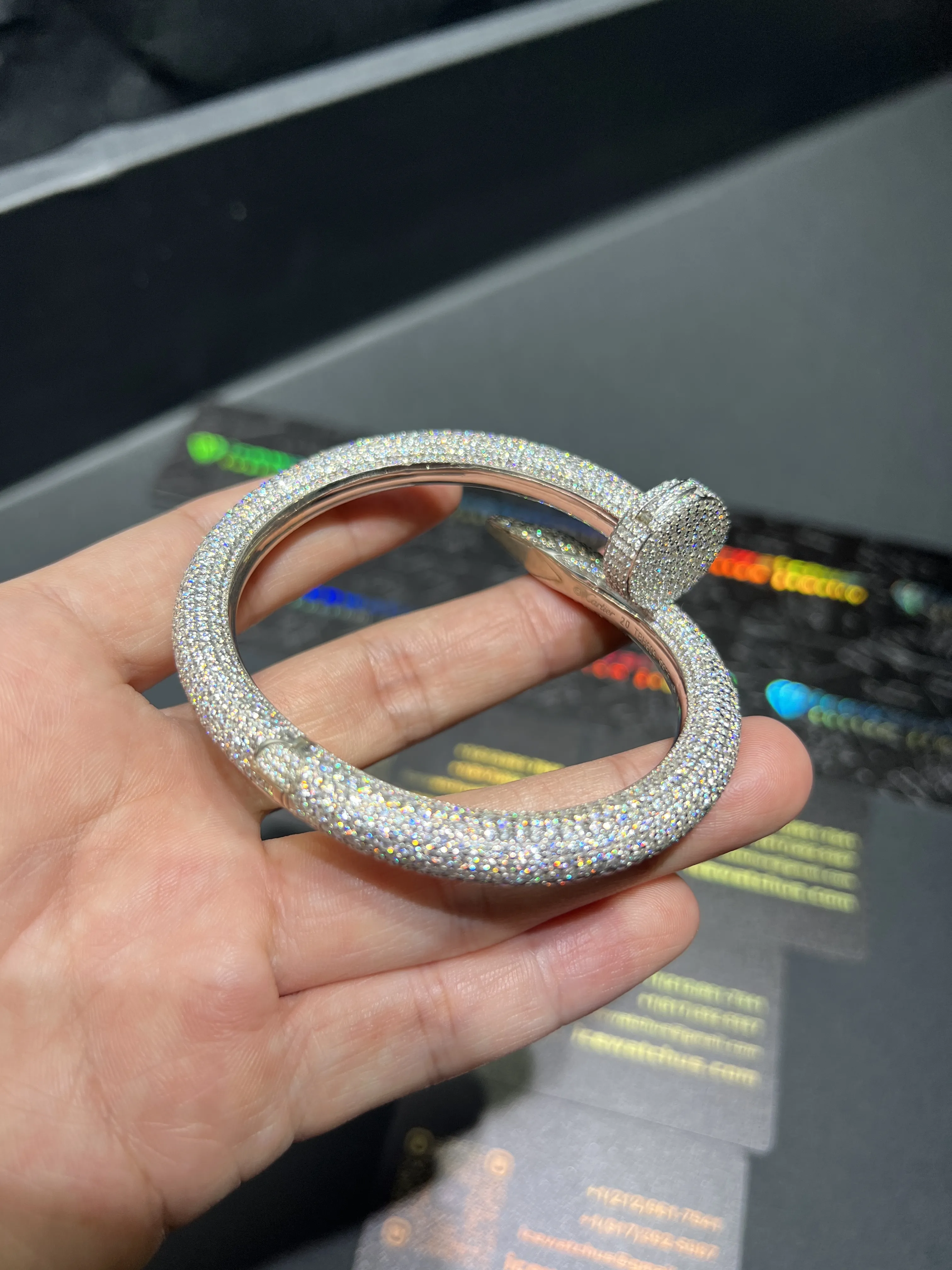 0120 Bracelets D641319355 — view 3